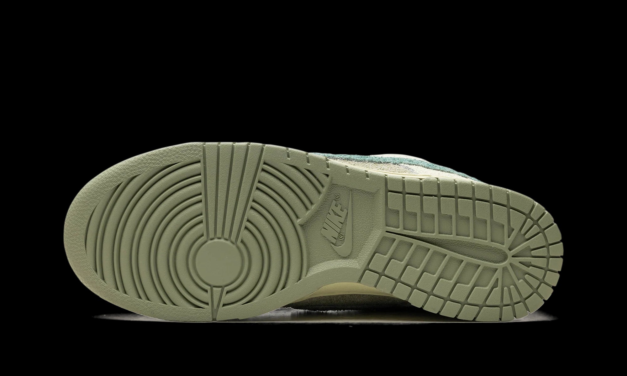 Dunk Low "Olive Aura"