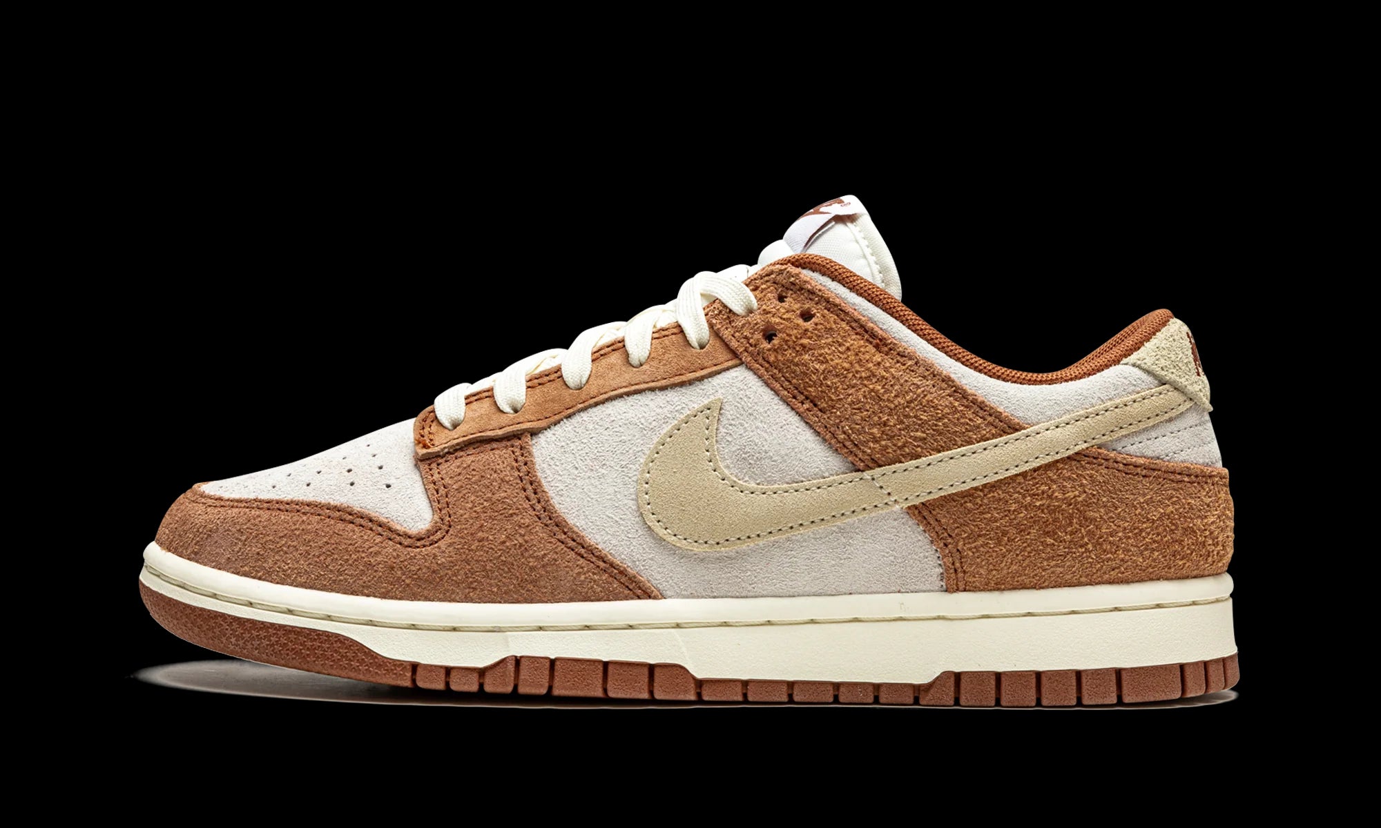 Dunk Low PRM "Medium Curry"