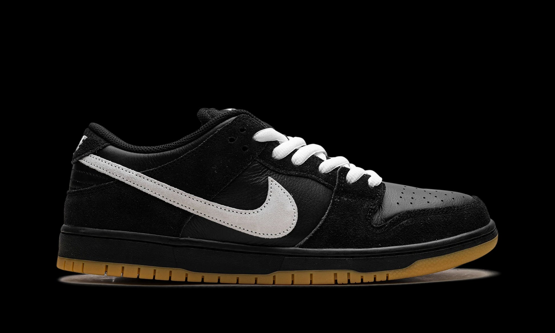 Dunk Low Pro SB "Black White Gum"