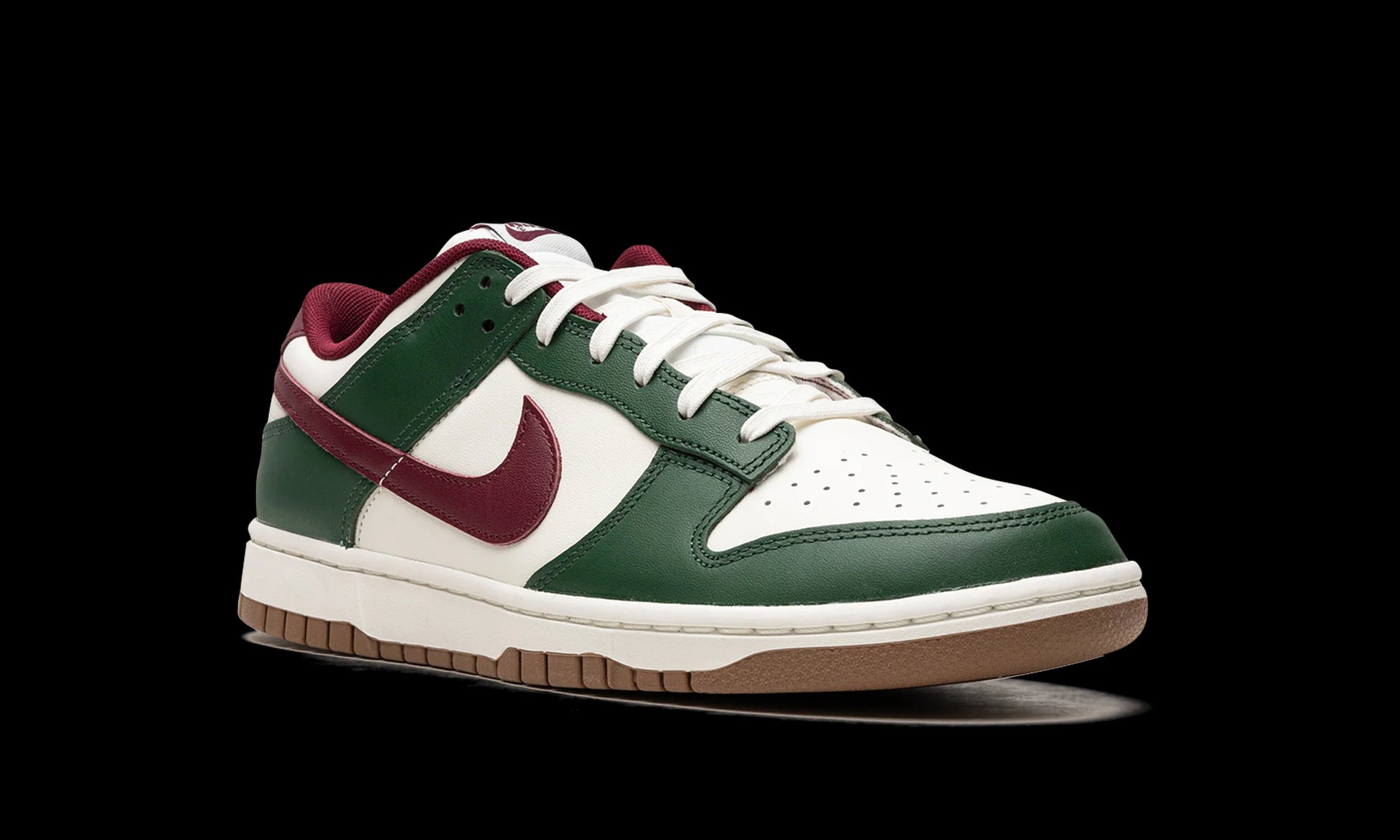 Dunk Low Retro "Gorge Green / Team Red" FB7160 161