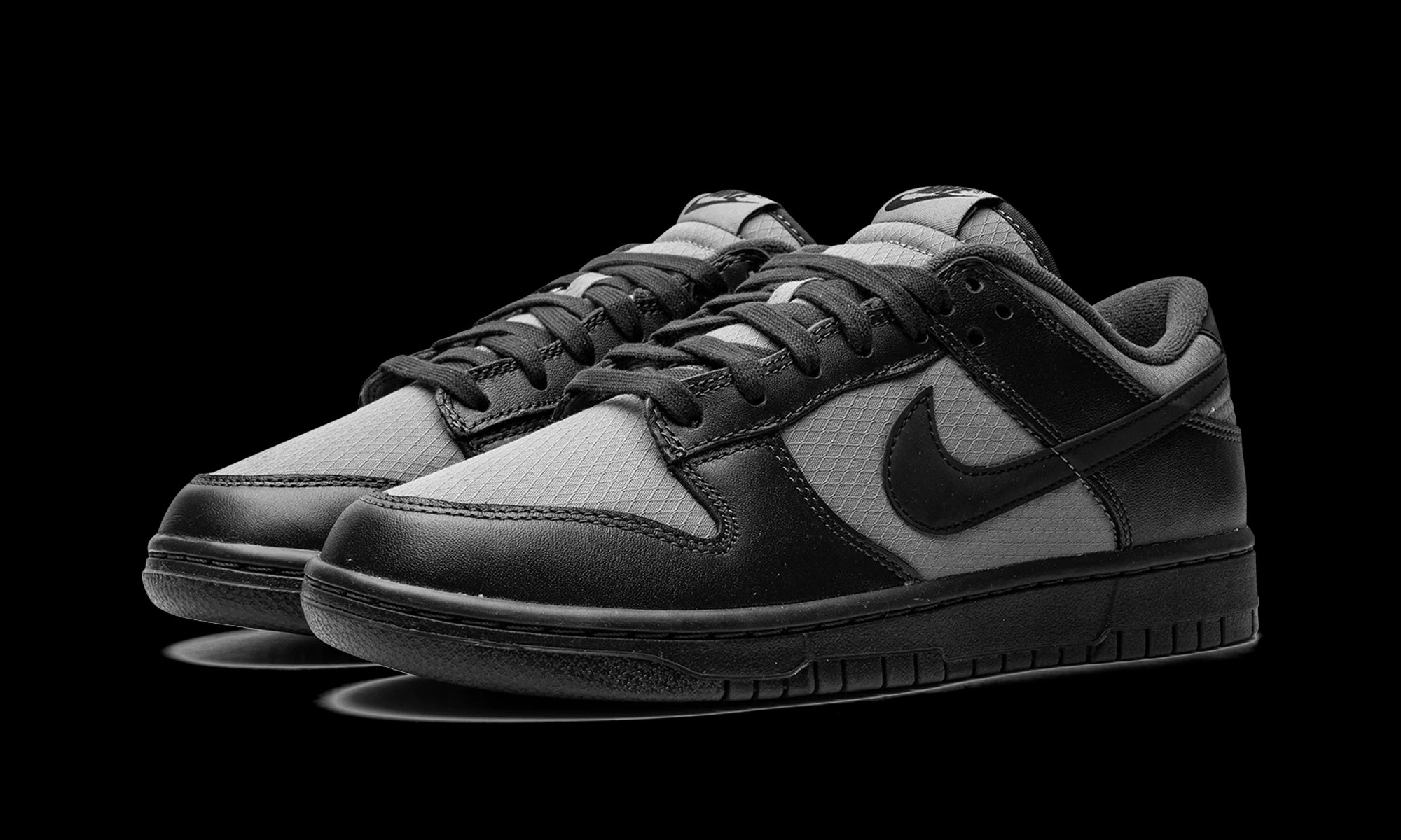 Dunk Low Retro SE "Off Noir Smoke Grey"