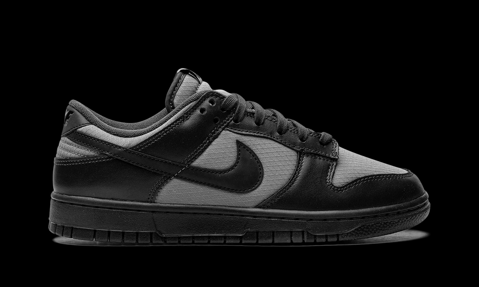 Dunk Low Retro SE "Off Noir Smoke Grey"