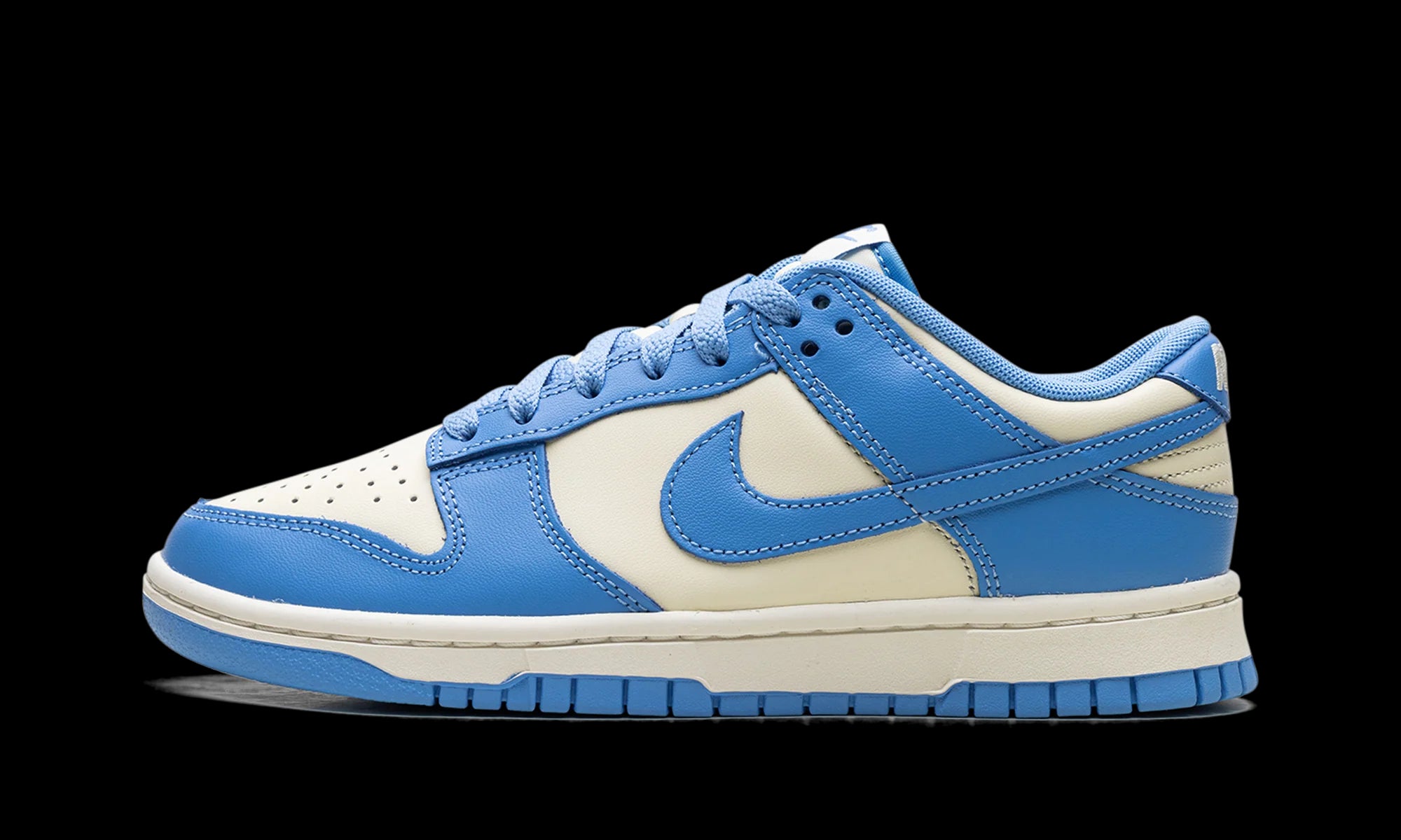 Dunk Low Retro "University Blue"