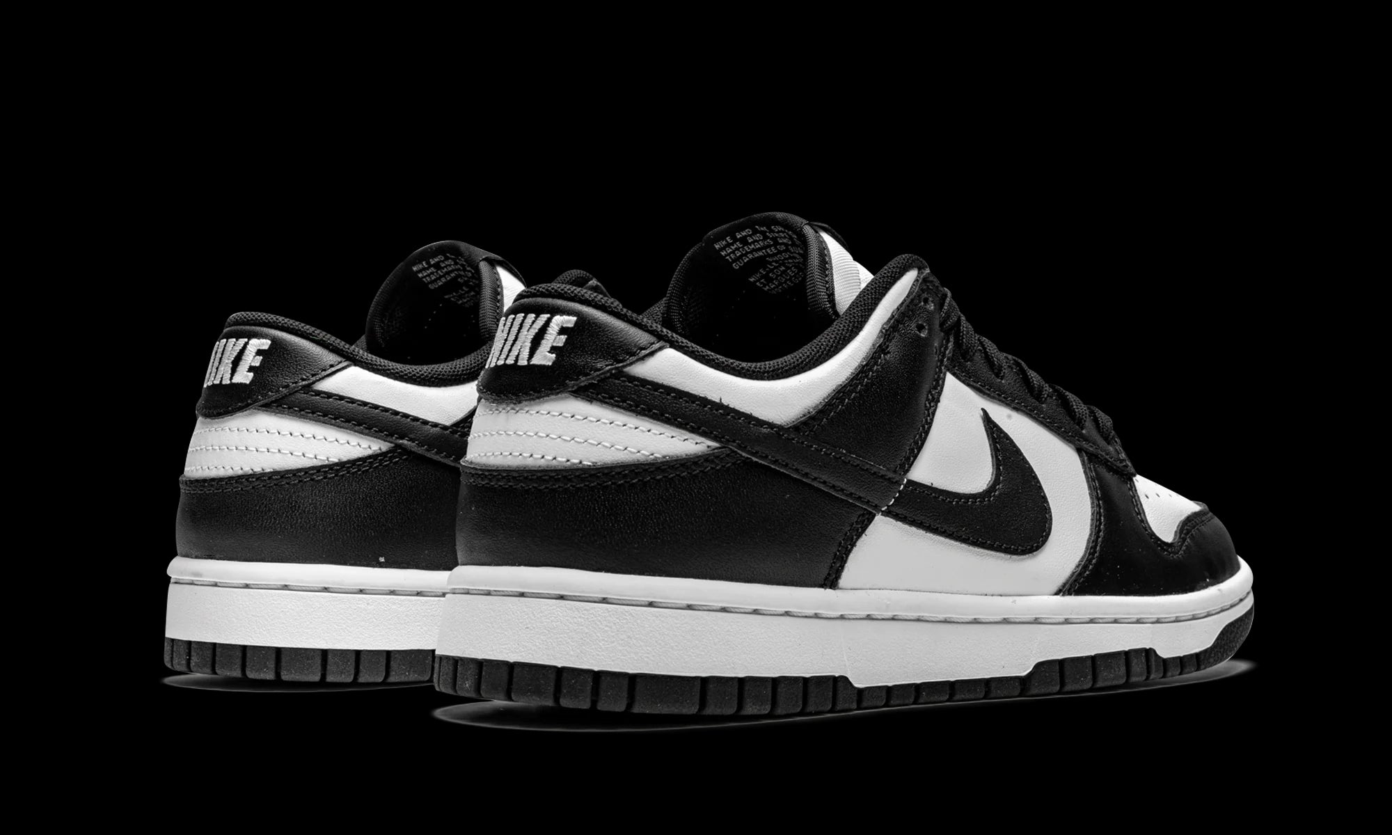 DUNK LOW WMNS "Panda - Black / White"