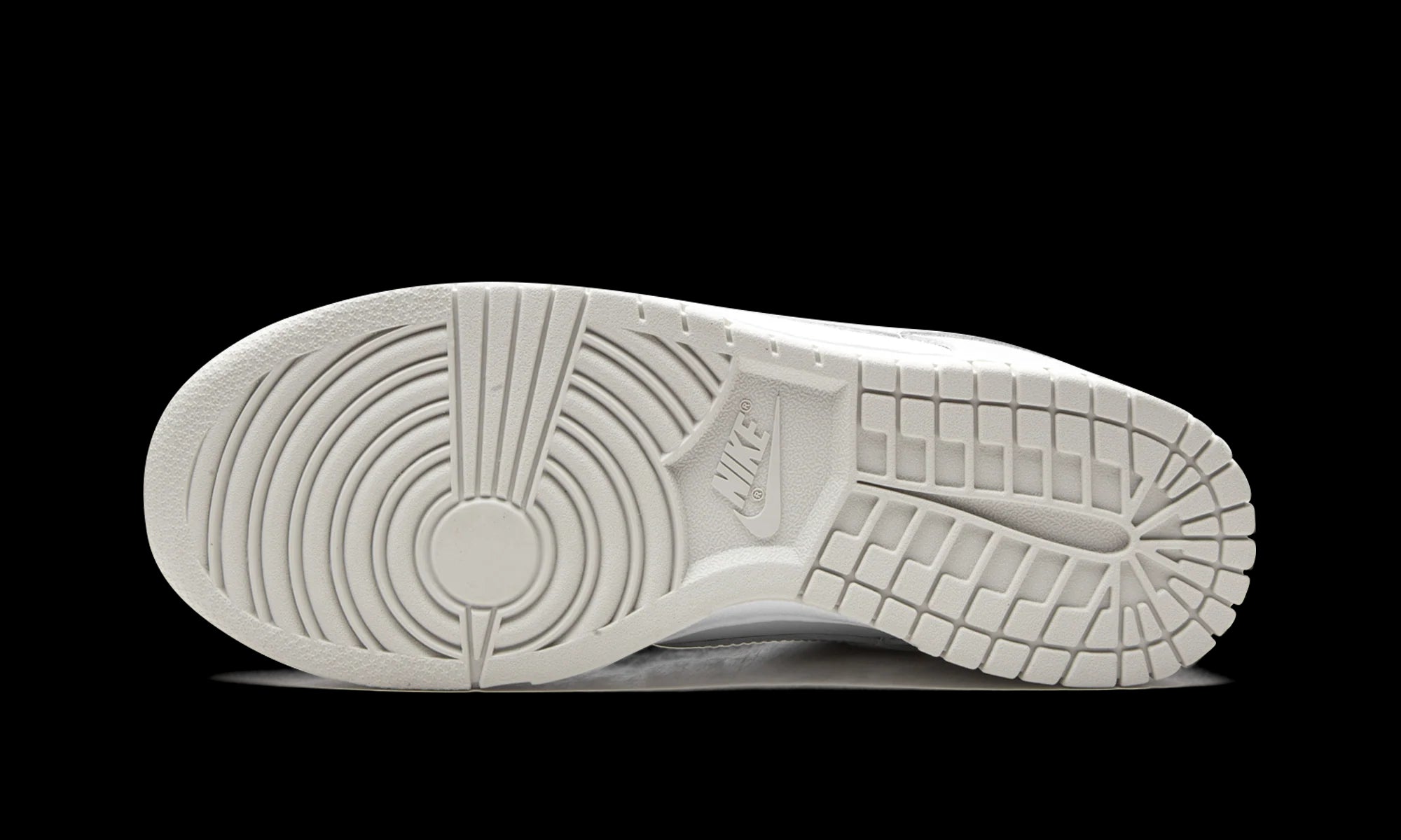 DUNK LOW WMNS "Photon Dust"