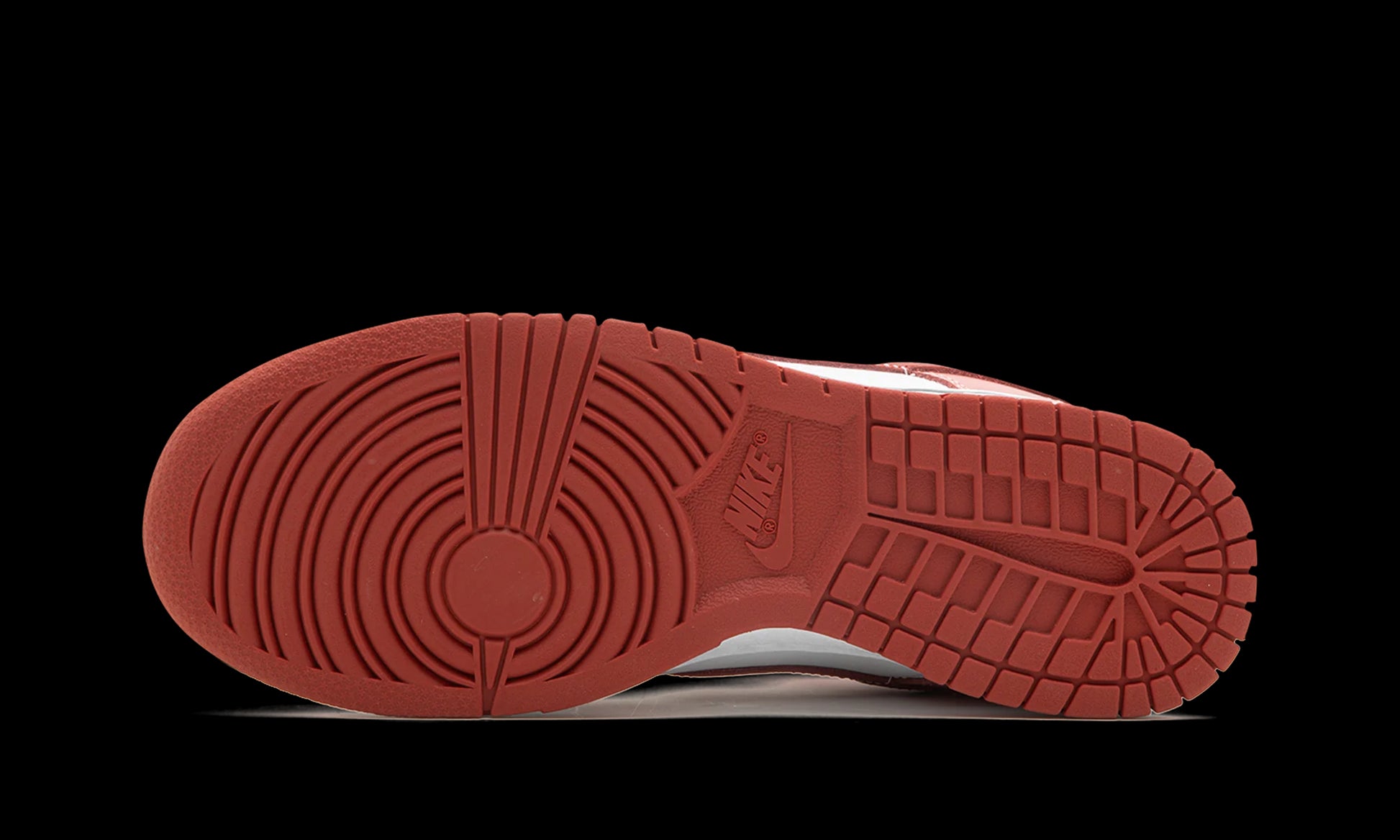 DUNK LOW WMNS "Red Stardust"