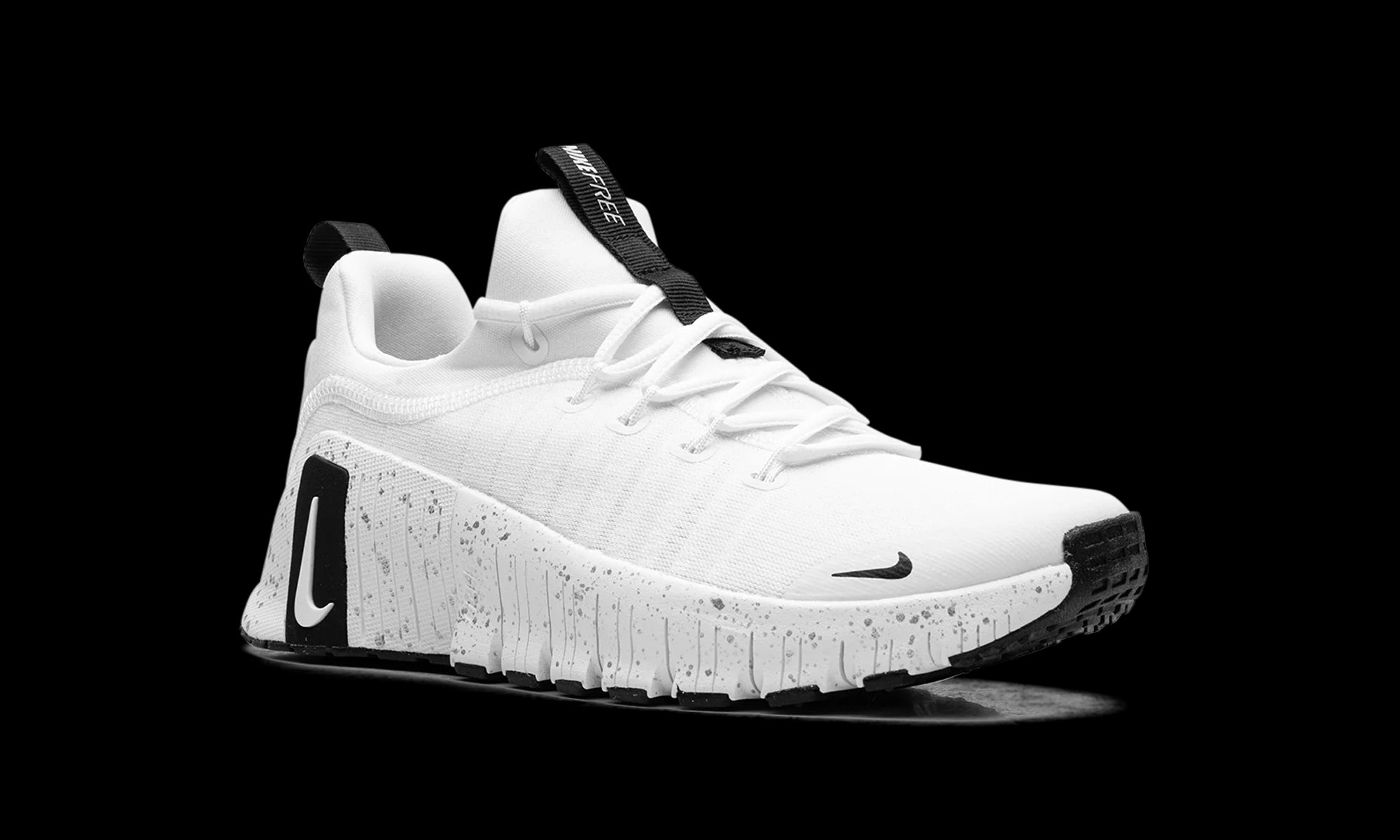Free Metcon 6 WMNS "White Metallic Silver Light Smoke Grey Black"