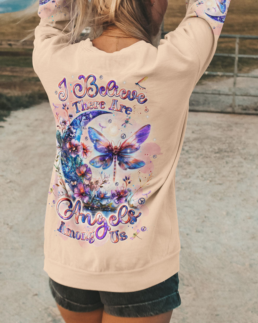 Hippie Art Zone - I Believe There Are Angels Among Us For Hippie