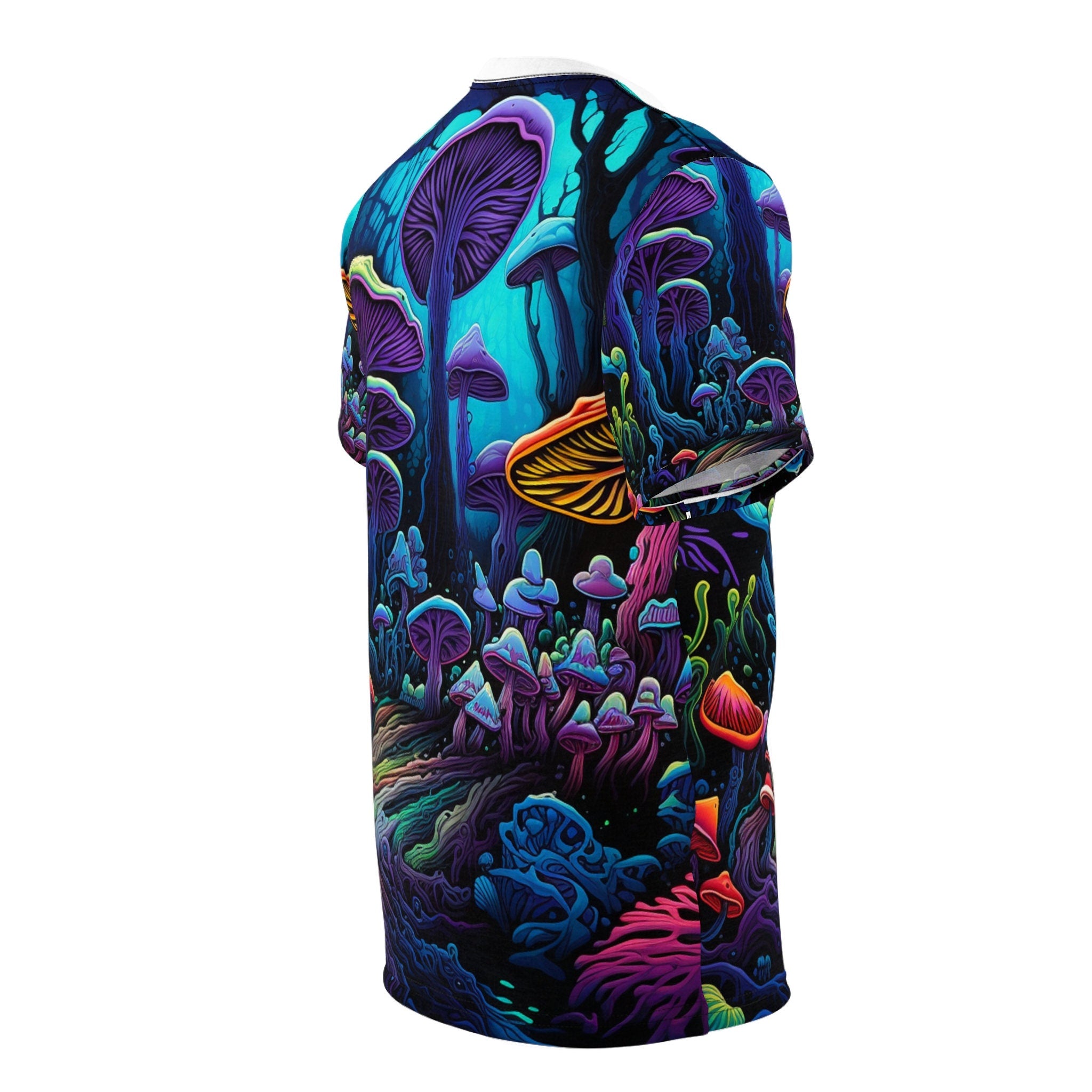 hippieartzone T-Shirt Fiametta Bellini - Psychedelic Camouflage Tee - Blacklight Reactive Apparel