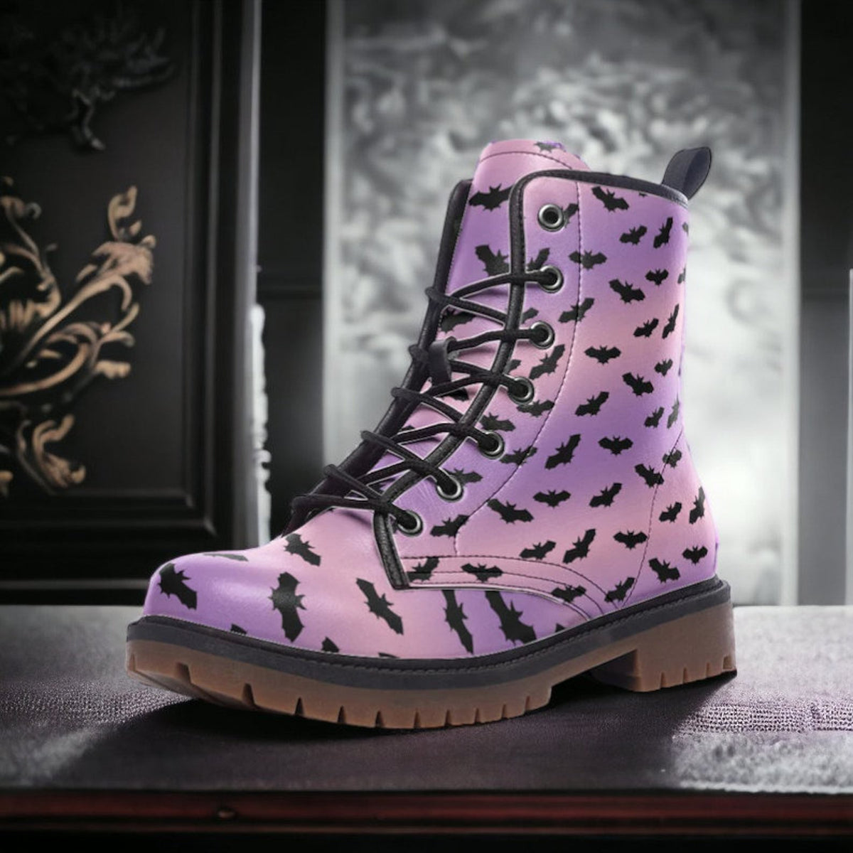 Hippie Art Zone - Spooky Bats Boots.