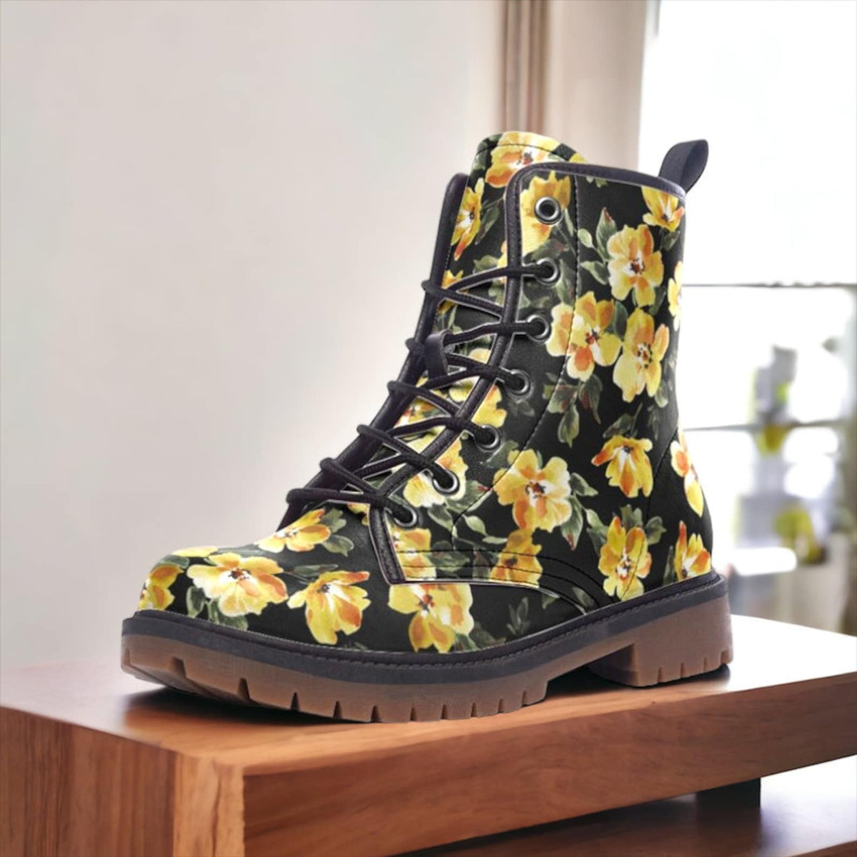 Hippie Art Zone - Black w Yellow Flowers Boots.