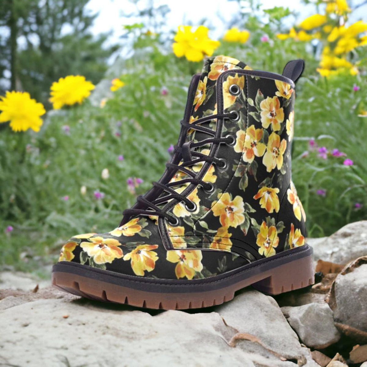 Hippie Art Zone - Black w Yellow Flowers Boots.