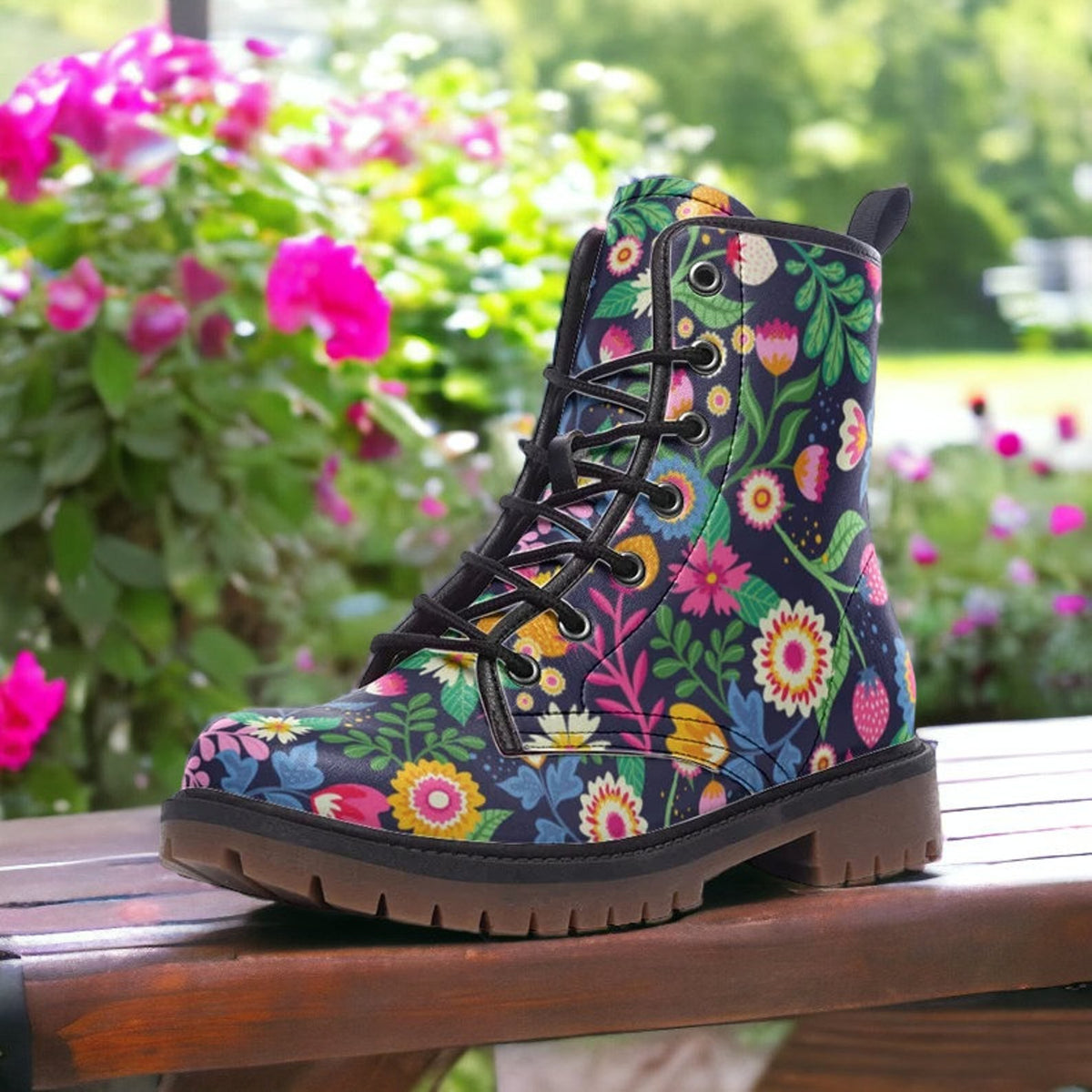 Hippie Art Zone - Folk Art Flowers Boots.