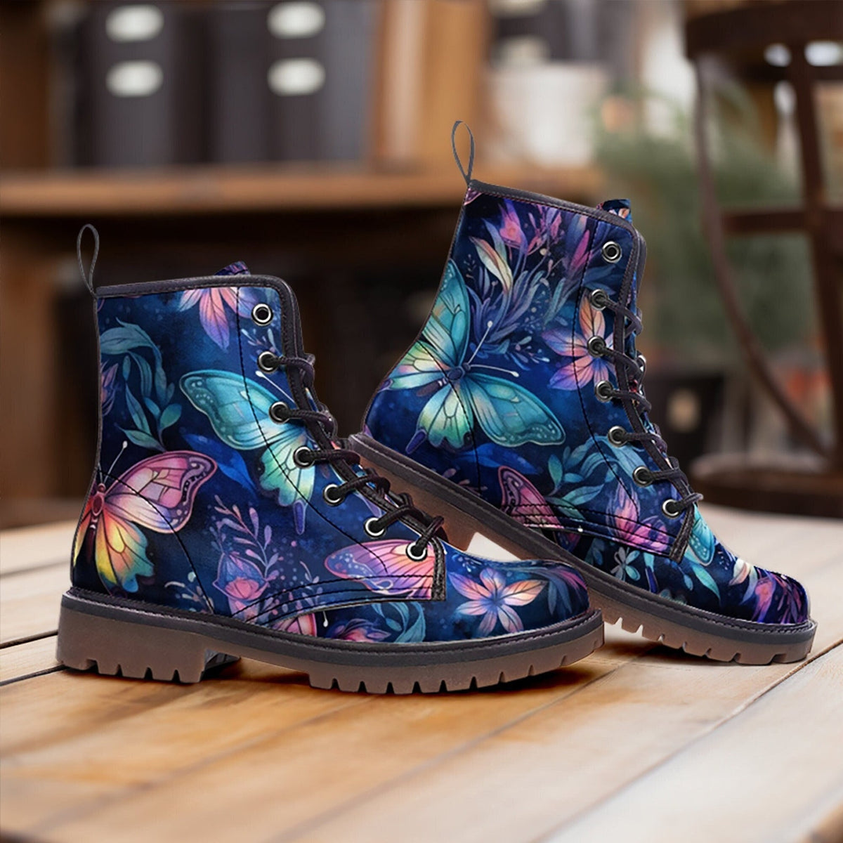 Hippie Art Zone - Butterflies Casual Boots.