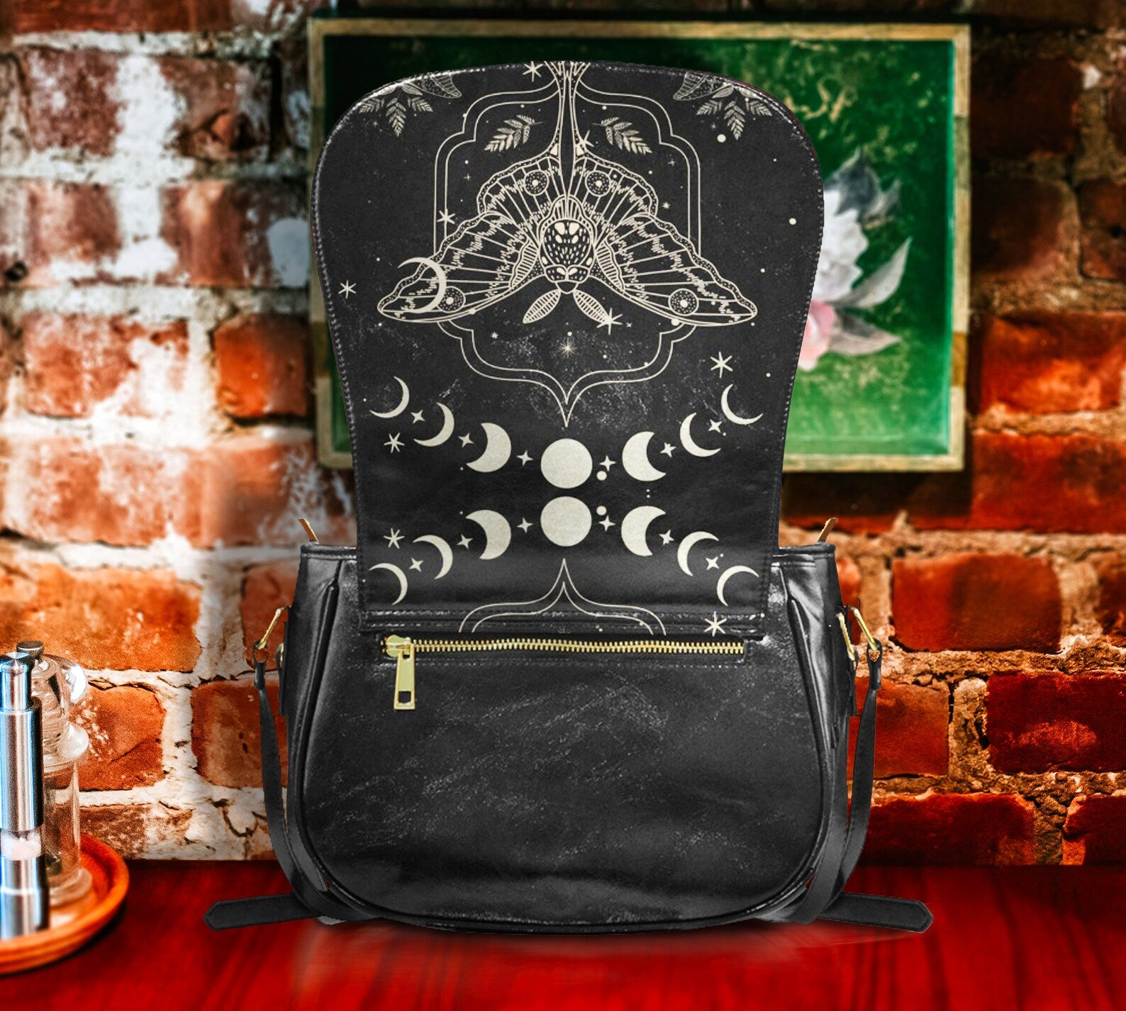 hippieartzone Bag - Luna Moth Moon Phases Crossbody Bag.