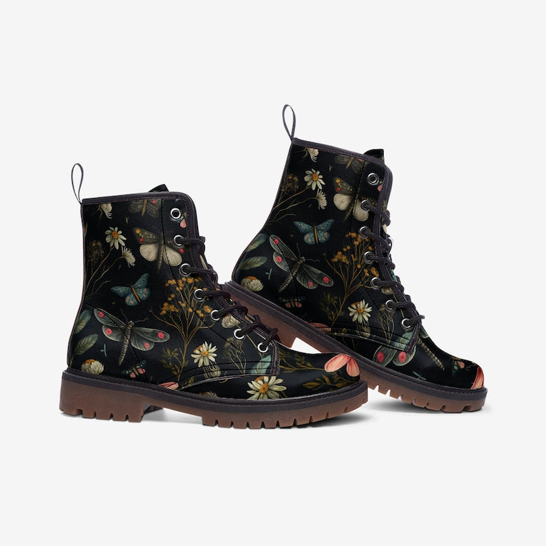 Hippie Art Zone - Forest Witch Boots, Goblincore Boots, Wildflowers & Butterflies