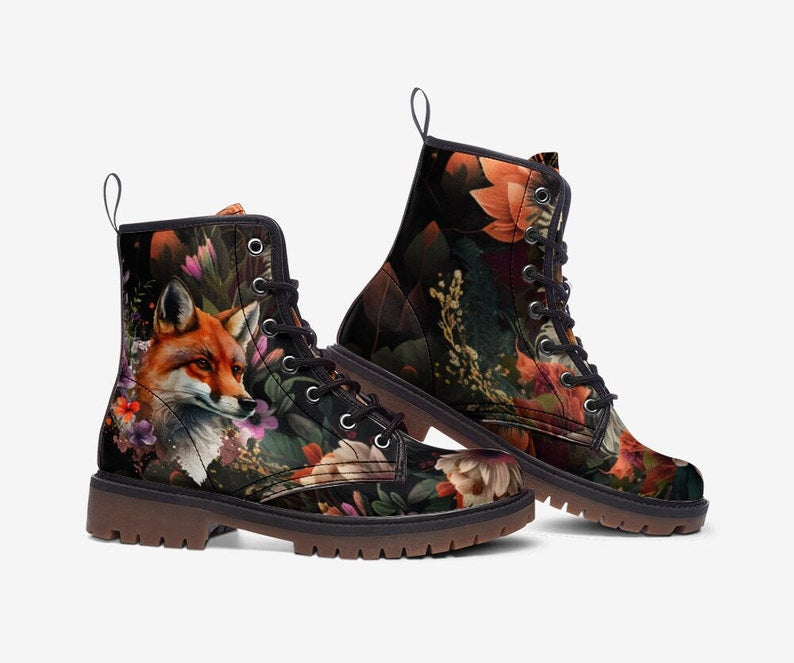 Hippie Art Zone - Cottagecore Fox Combat Boots