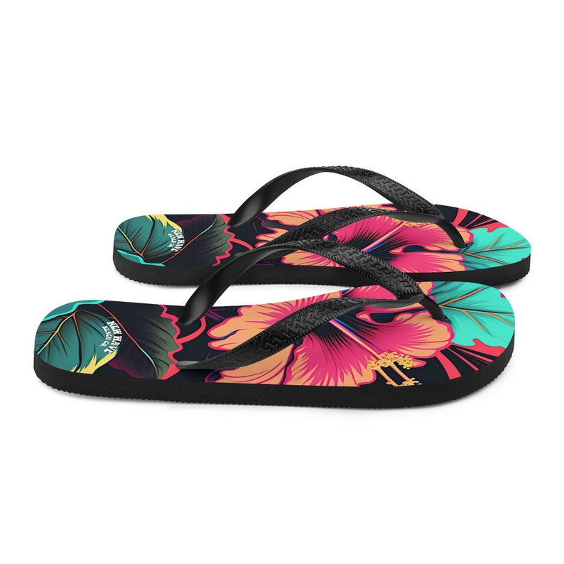 hippieartzone - Pink Hibiscus Tropical Flower Flip Flops.