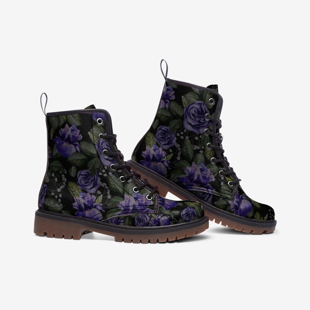 Hippie Art Zone - Purple Roses Boots.