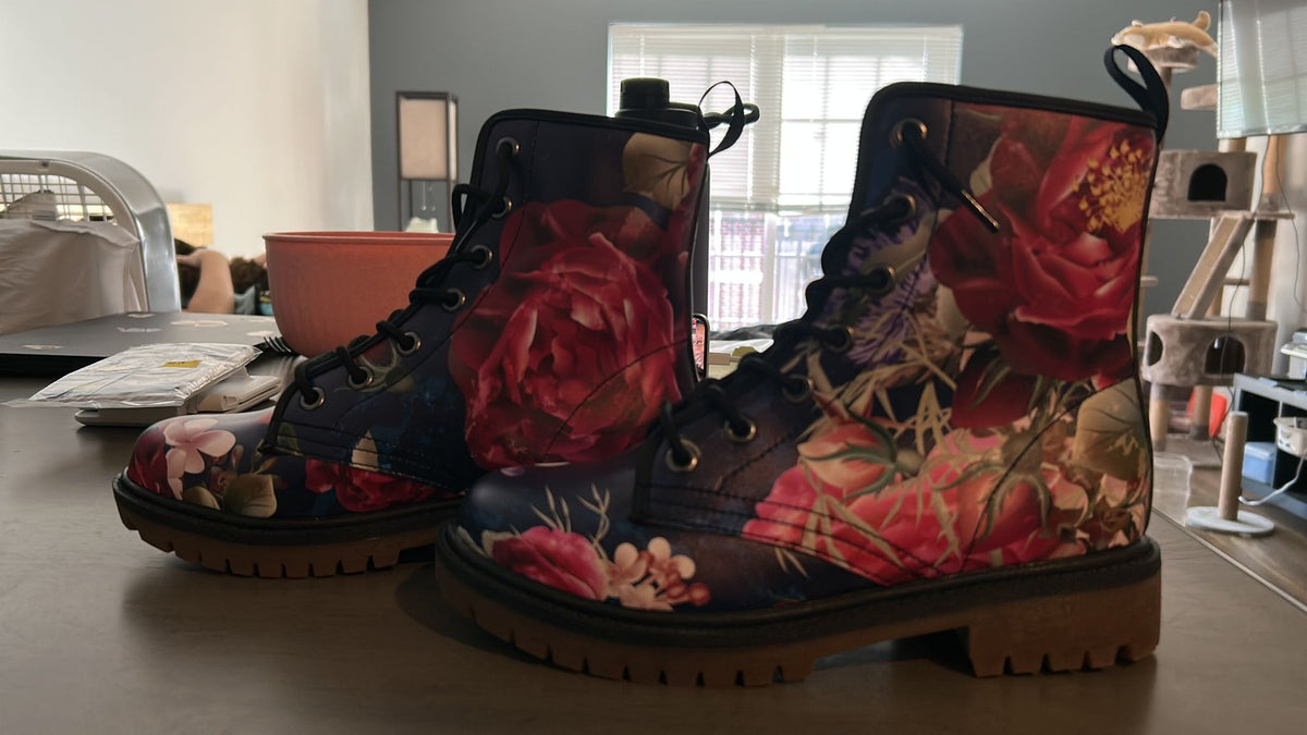 Hippie Art Zone - Red And Blue Floral Print Vegan Leather Boots