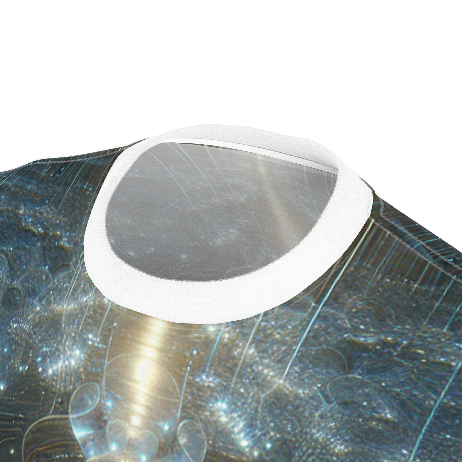 hippieartzone - Bioluminescent Ethereal Orbs Cyberpunk Universe T-Shirt - Surreal, Symmetrical Patterns, Photorealistic Design, High-Resolution