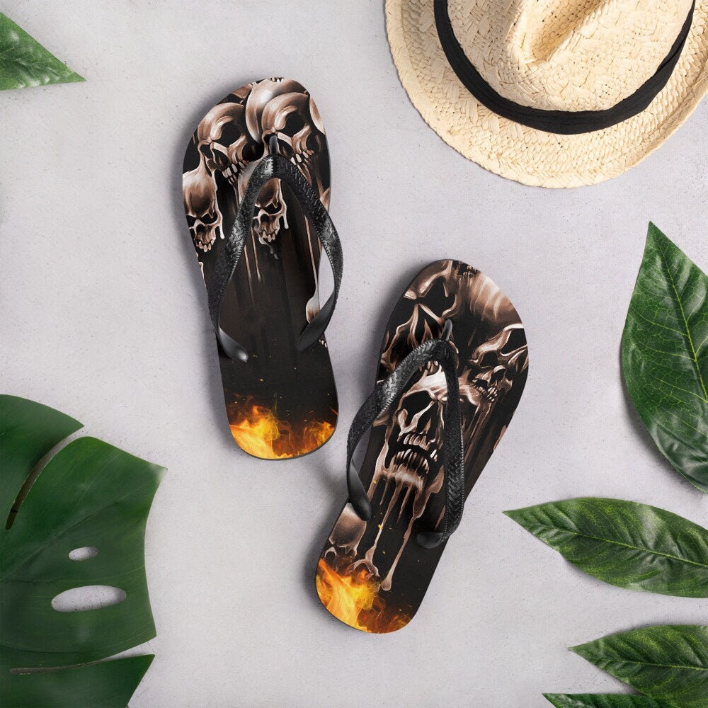 hippieartzone - Skulls Melting Flip-Flops