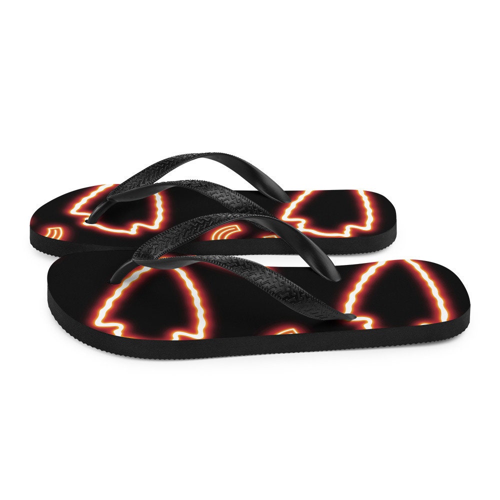 hippieartzone - Arrowhead KC Flip-Flops