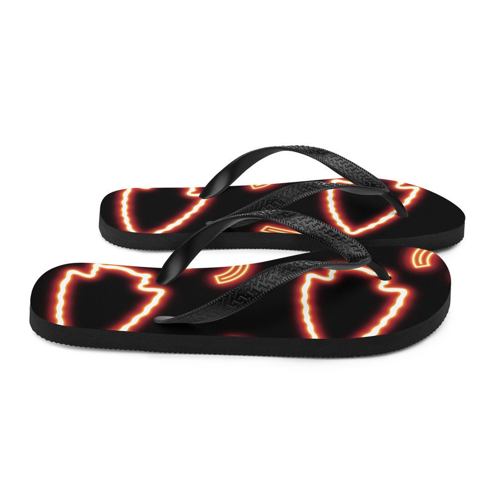 hippieartzone - Arrowhead KC Flip-Flops