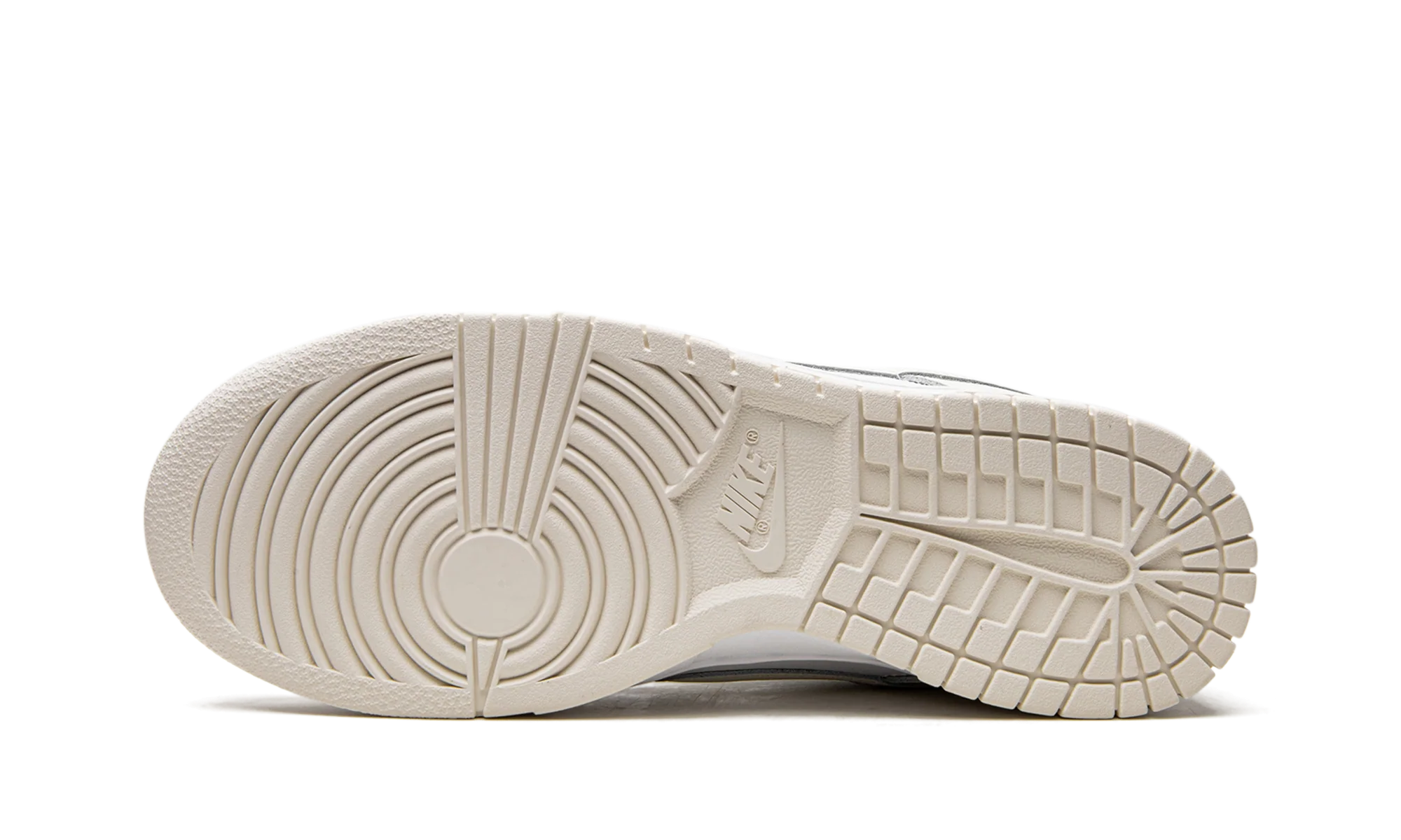 Dunk Low Mns Wmns "Coconut Milk" DD1503 121
