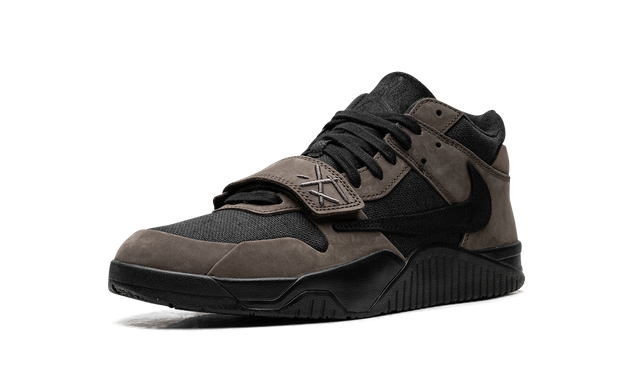 Jumpman Jack TR "Travis Scott - Dark Mocha" FZ8117 204