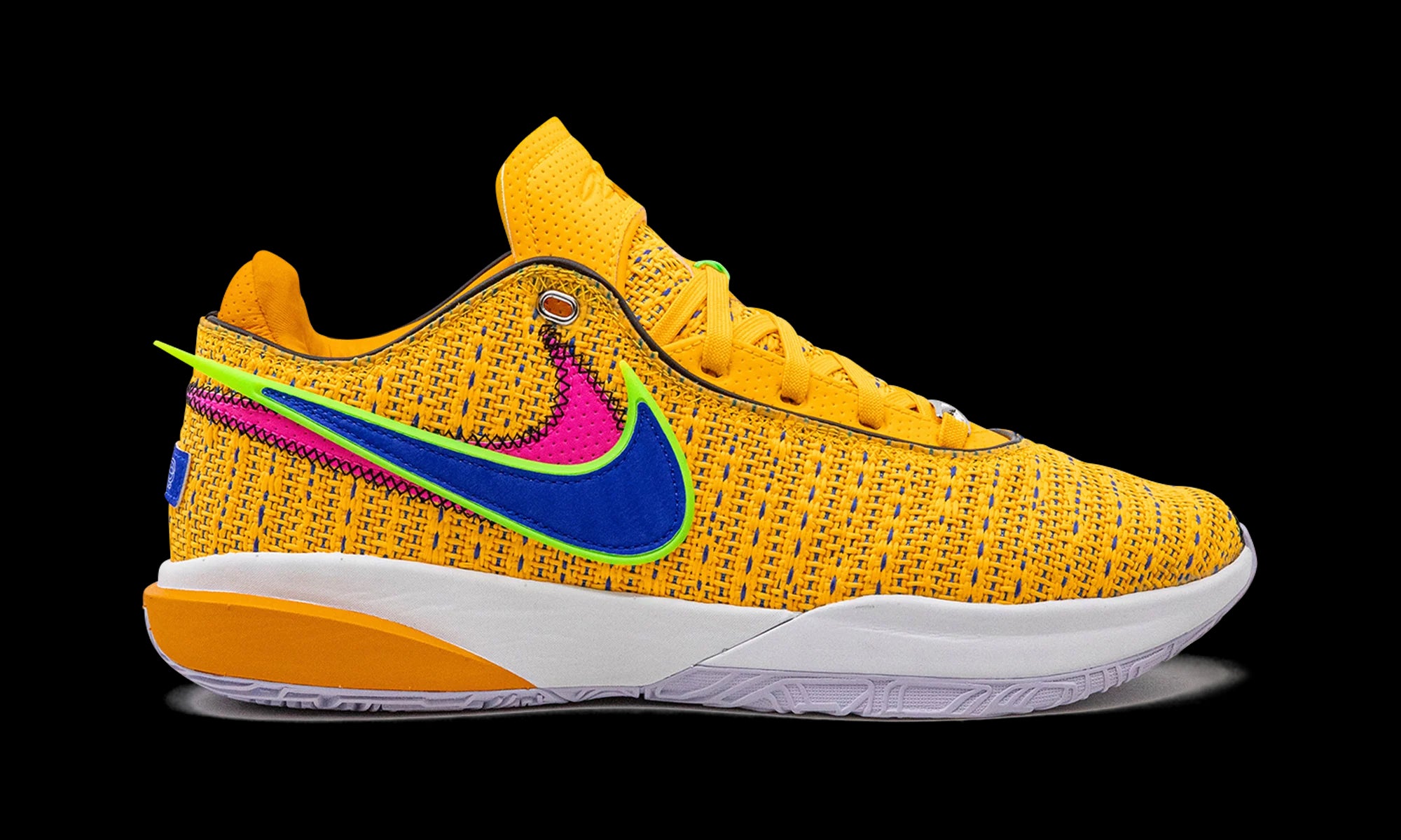 LeBron 20 "Laser Orange"