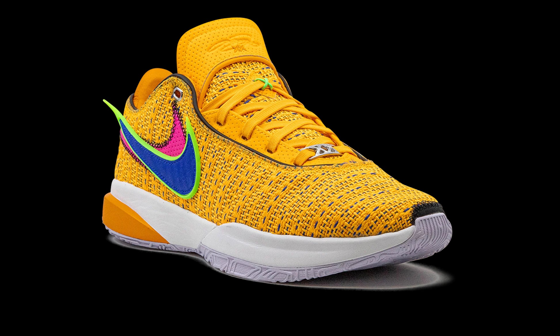 LeBron 20 "Laser Orange"