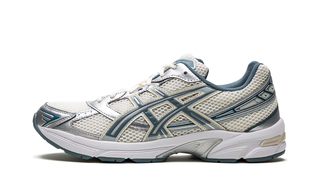 Gel-1130 "Cream / Ironclad" 1201A256 115