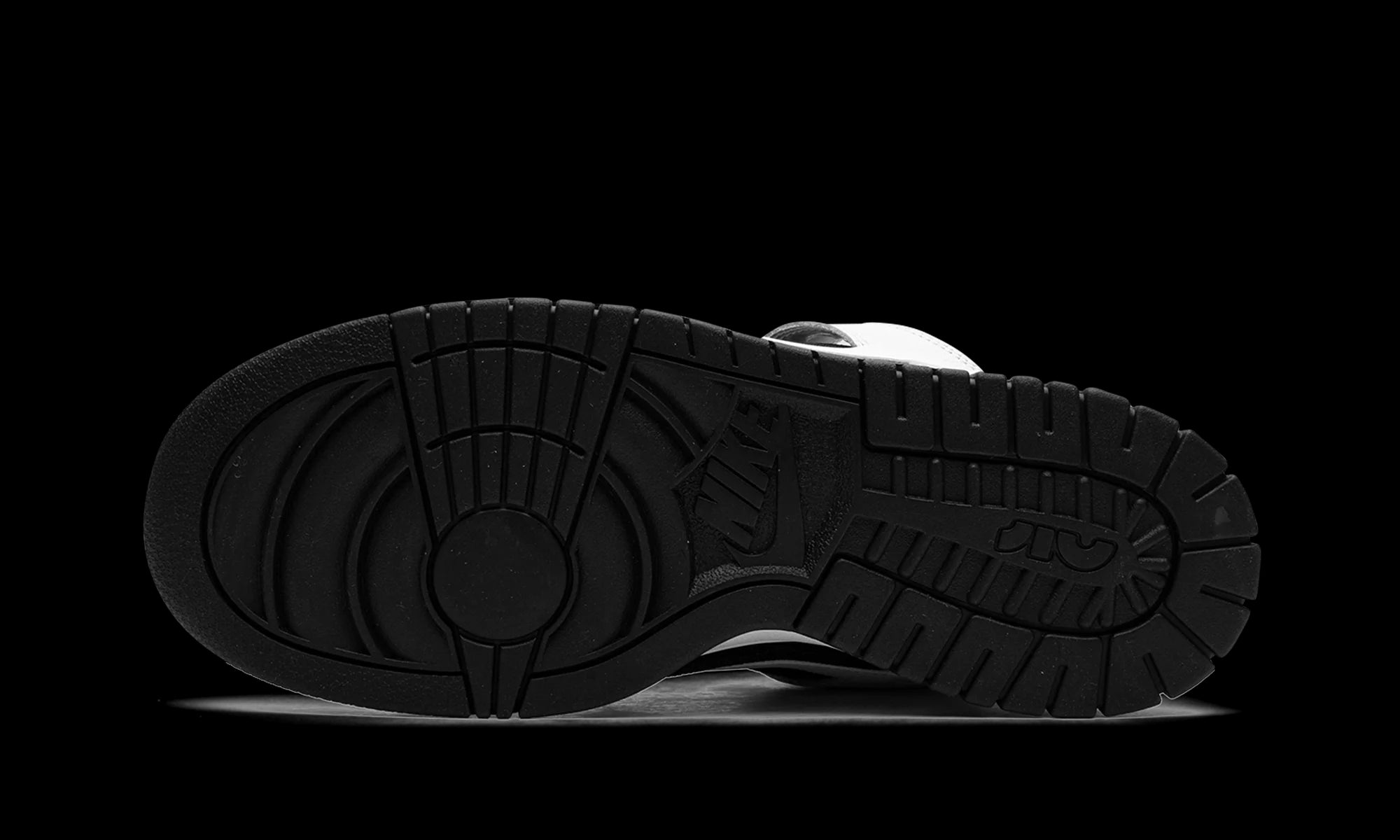 Nike Dunk Low Remastered "Reverse Panda"