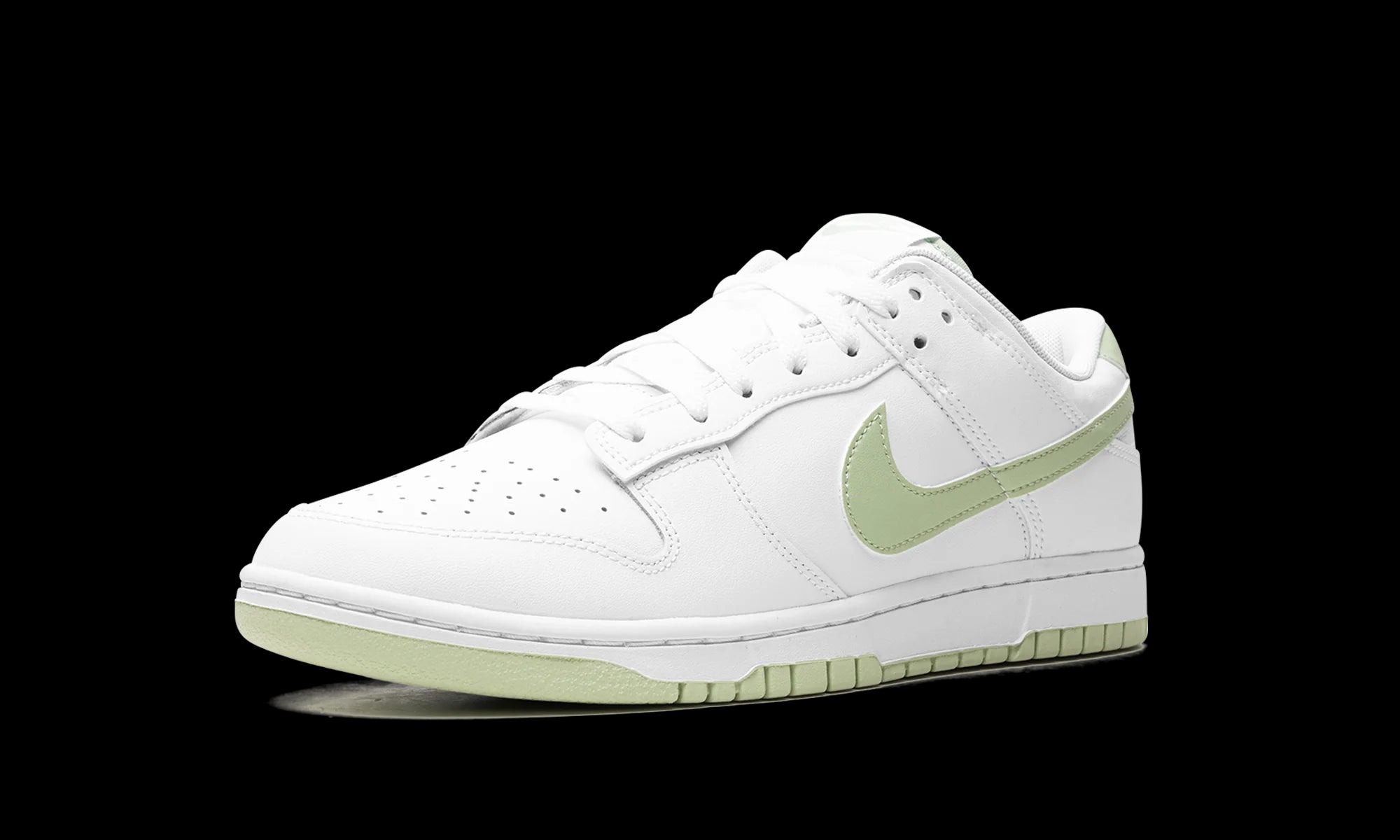 NIKE DUNK LOW RETRO "Honeydew"
