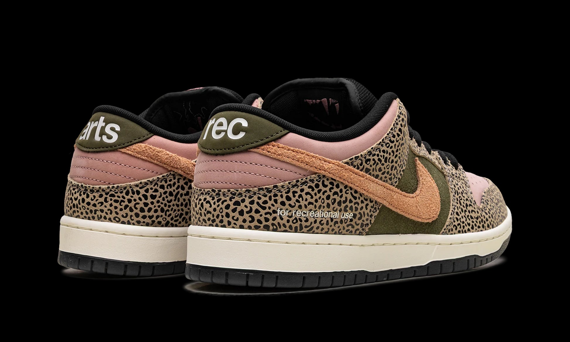 SB Dunk Low "Arts-Rec" IH3211 200