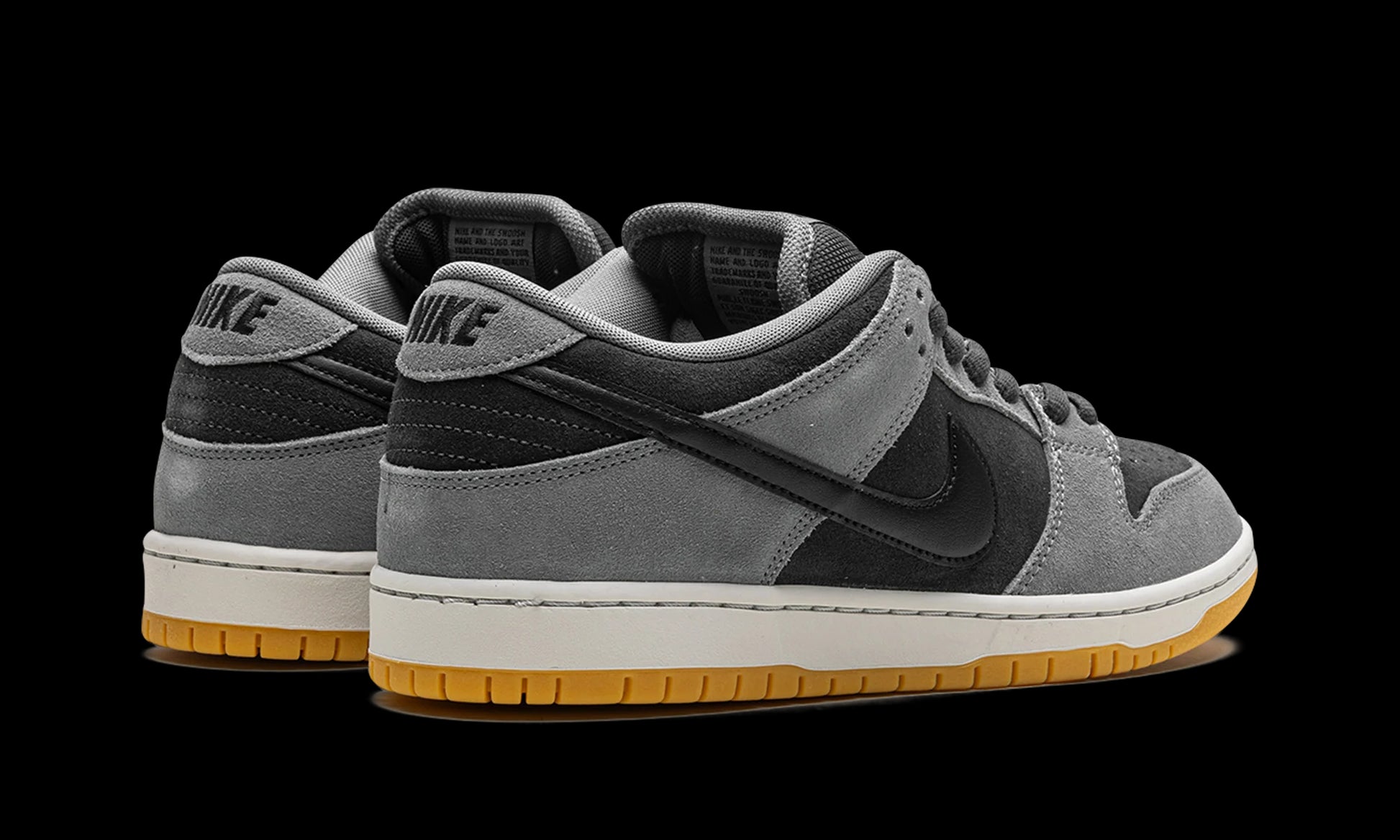 SB Dunk Low "Dark Smoke Grey"