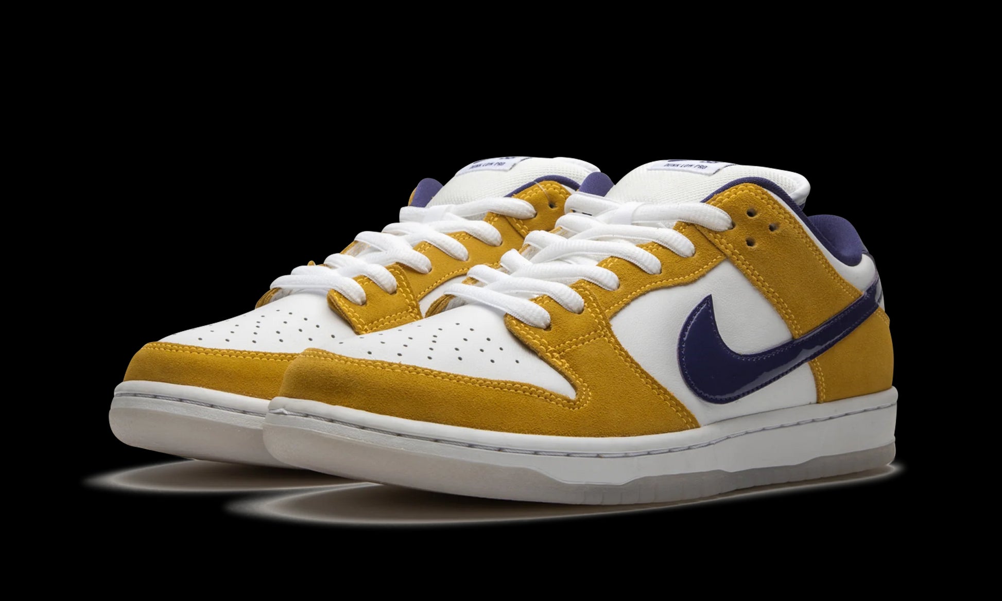 SB Dunk Low "Laser Orange" BQ6817 800