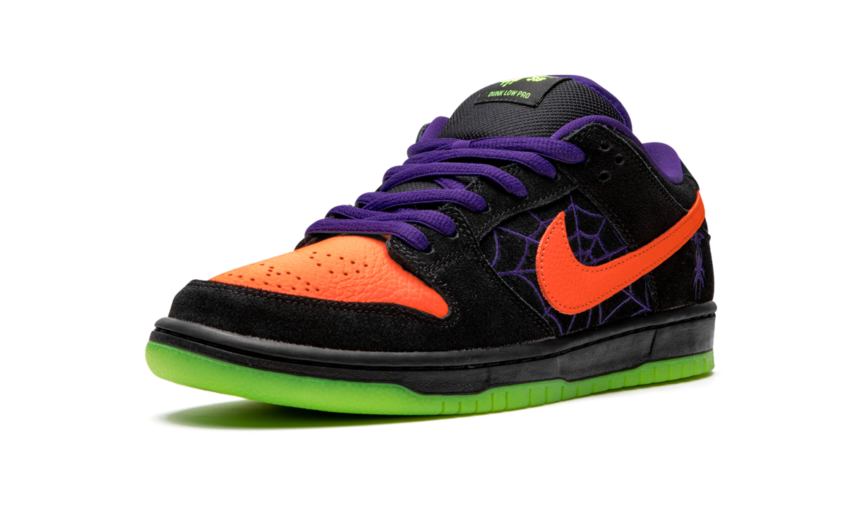Sb Dunk Low "night Of Mischief" - 4
