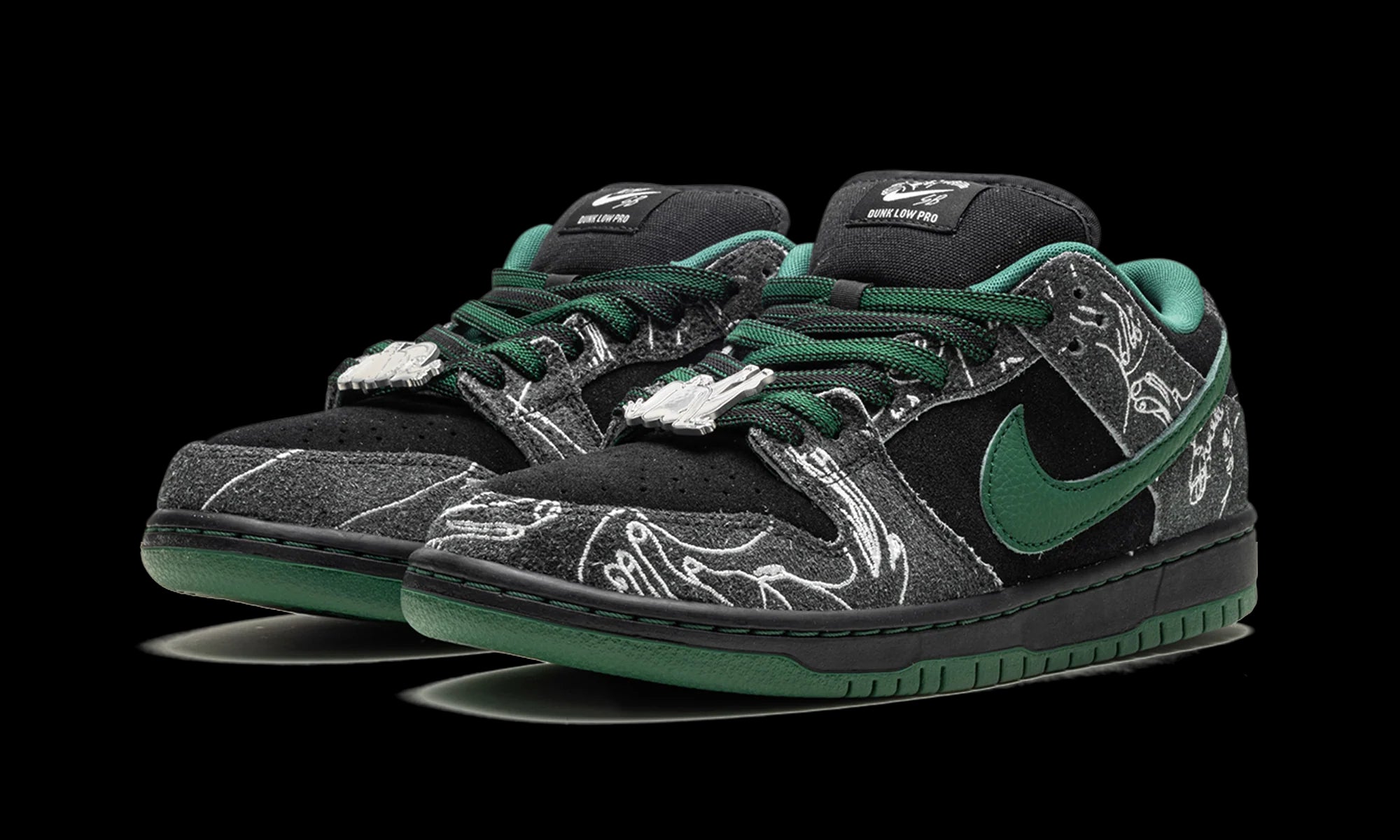 SB Dunk Low "There Skateboards" HF7743 001