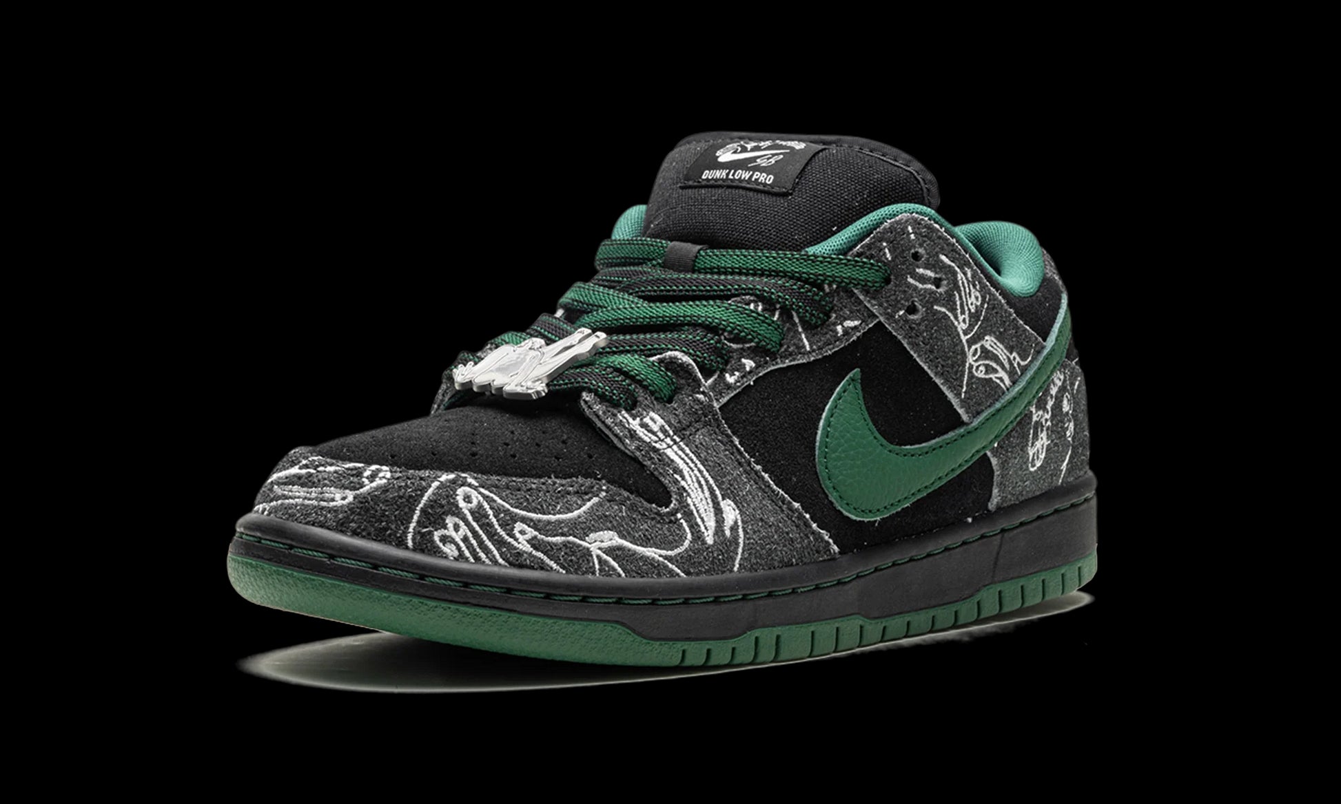 SB Dunk Low "There Skateboards" HF7743 001