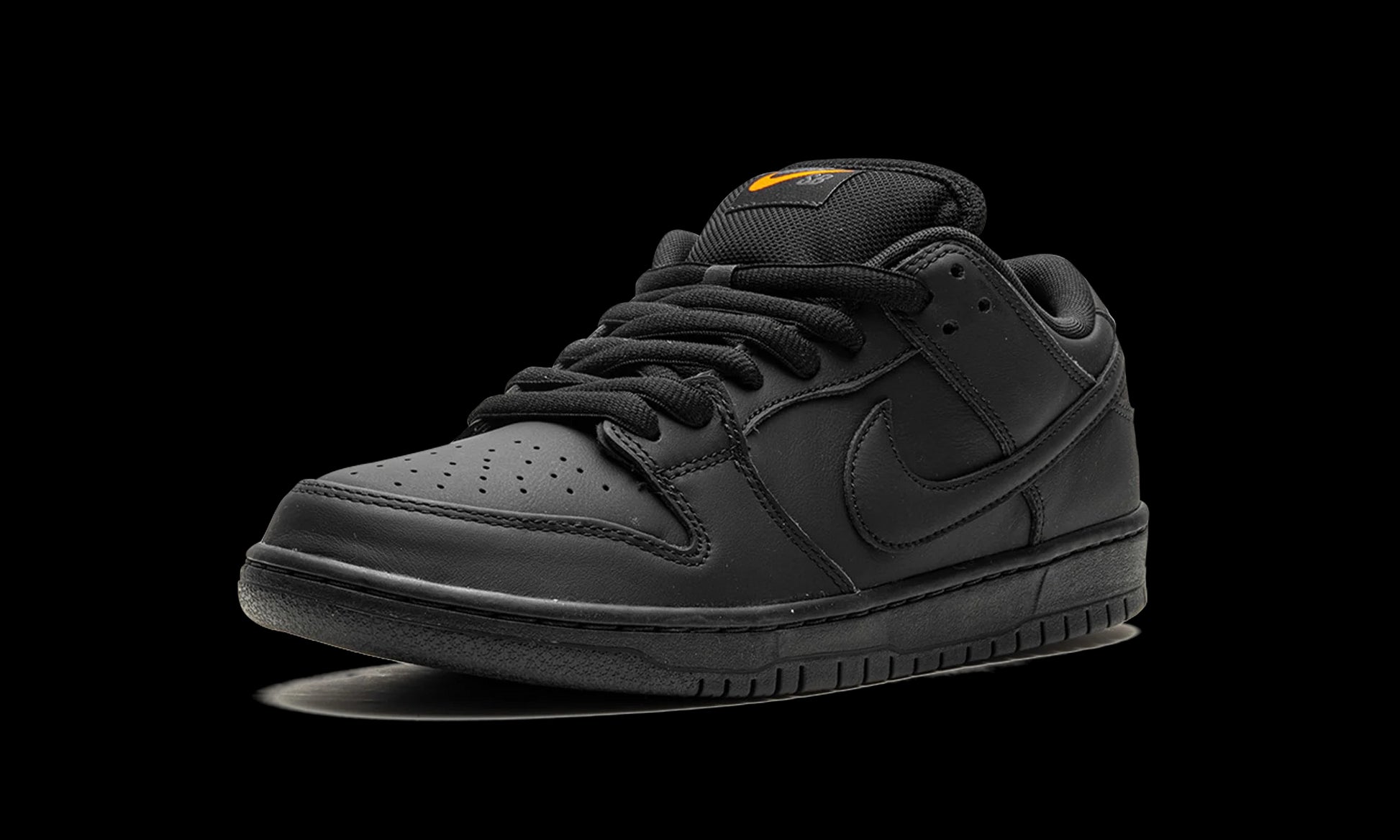 SB Dunk "Triple Black"