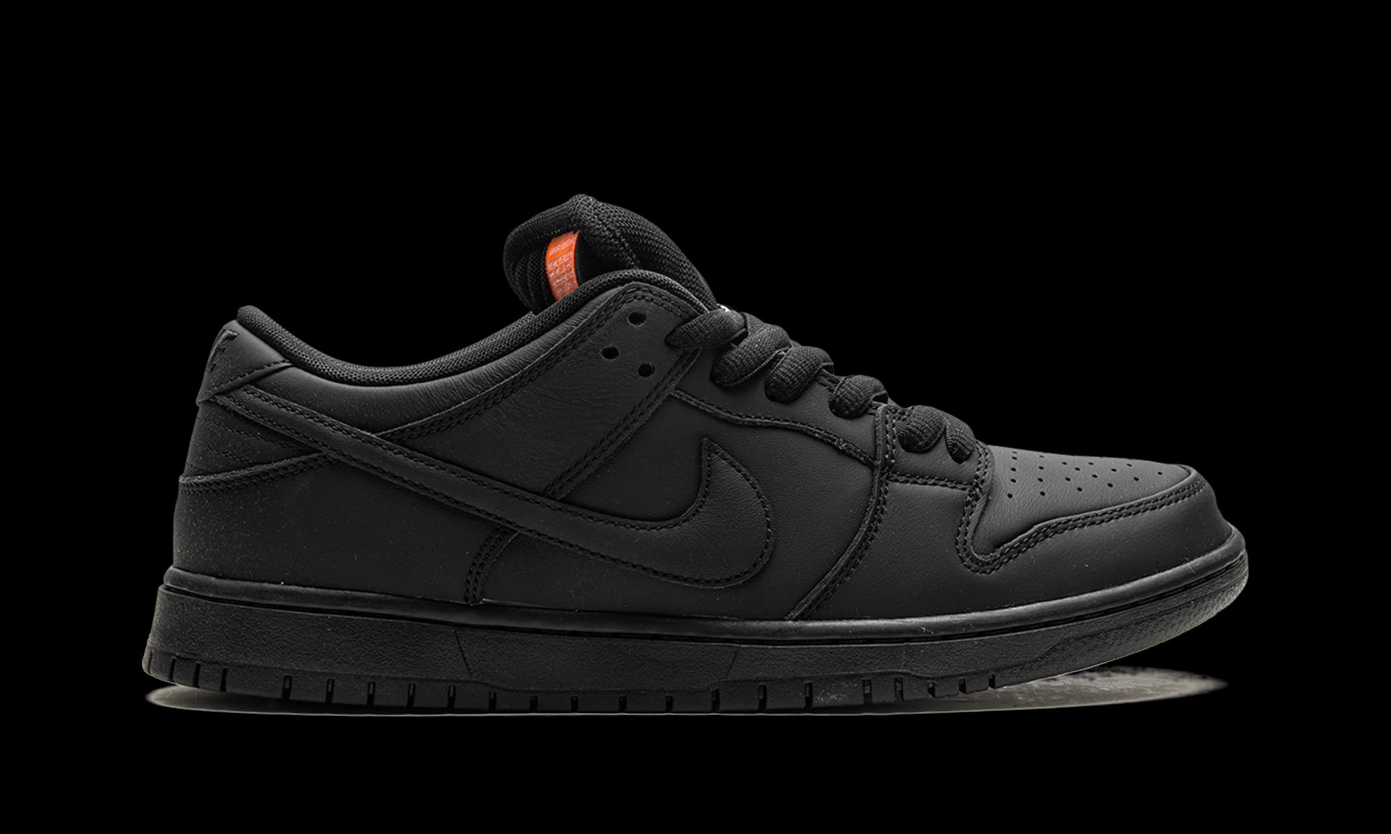 SB Dunk "Triple Black"