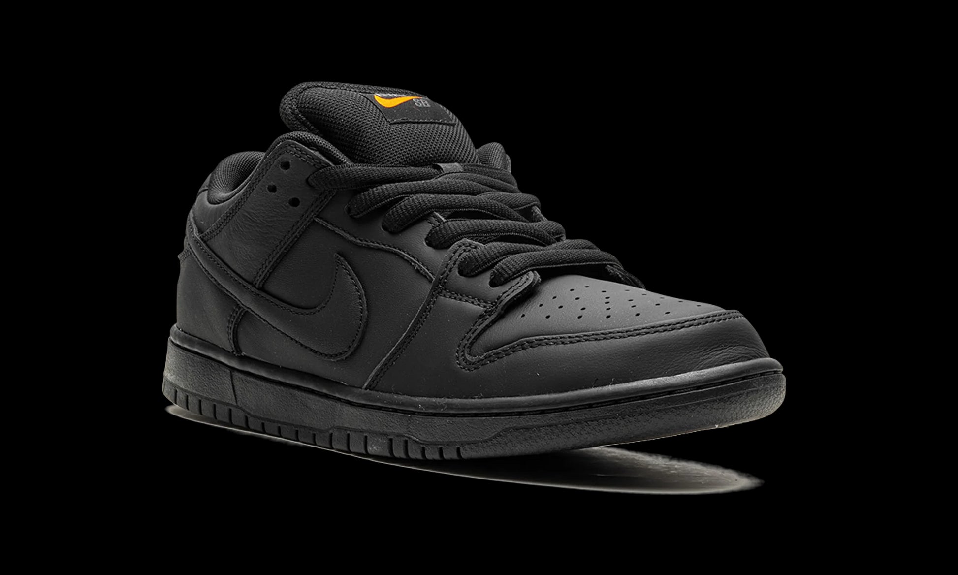 SB Dunk "Triple Black"