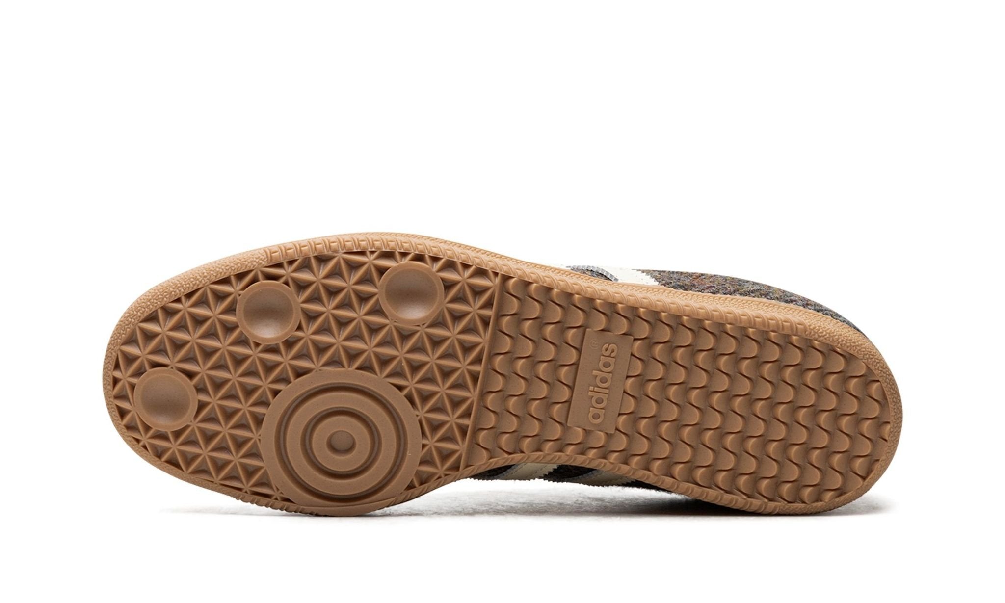 Tweed Pack "Dark Brown" Sneaker ID1450