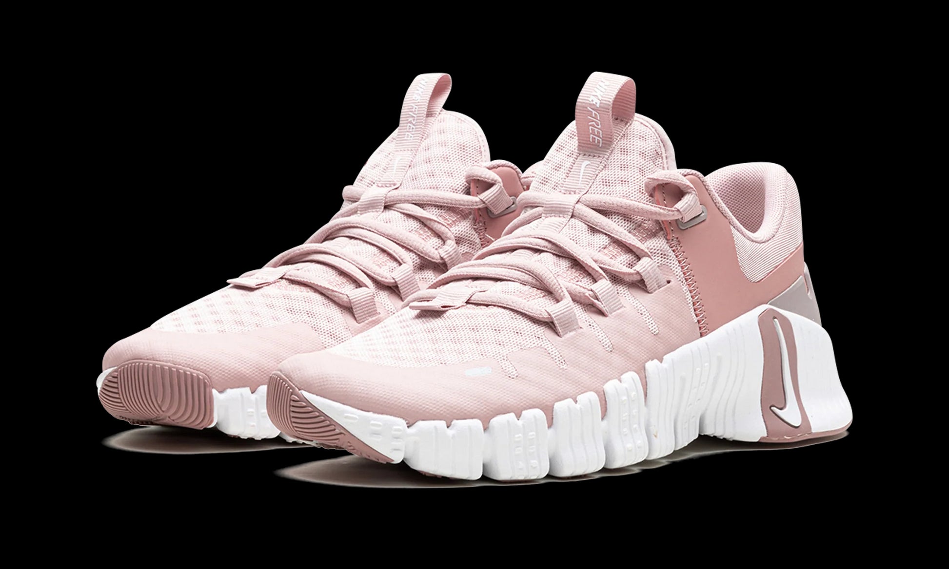 WMNS Nike Free Metcon 5 "Pink Oxford"