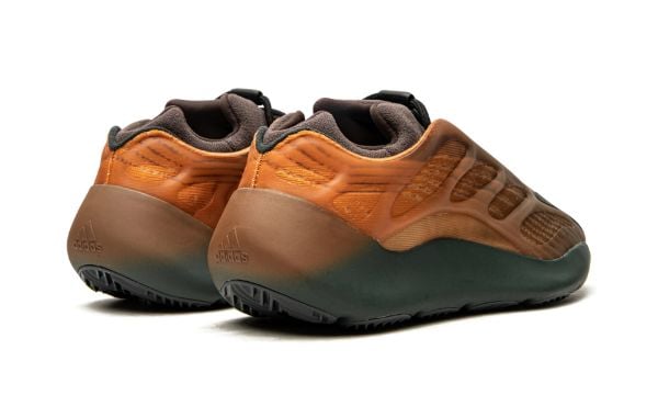 Yeezy 700 V3 "Copper Fade" GY4109