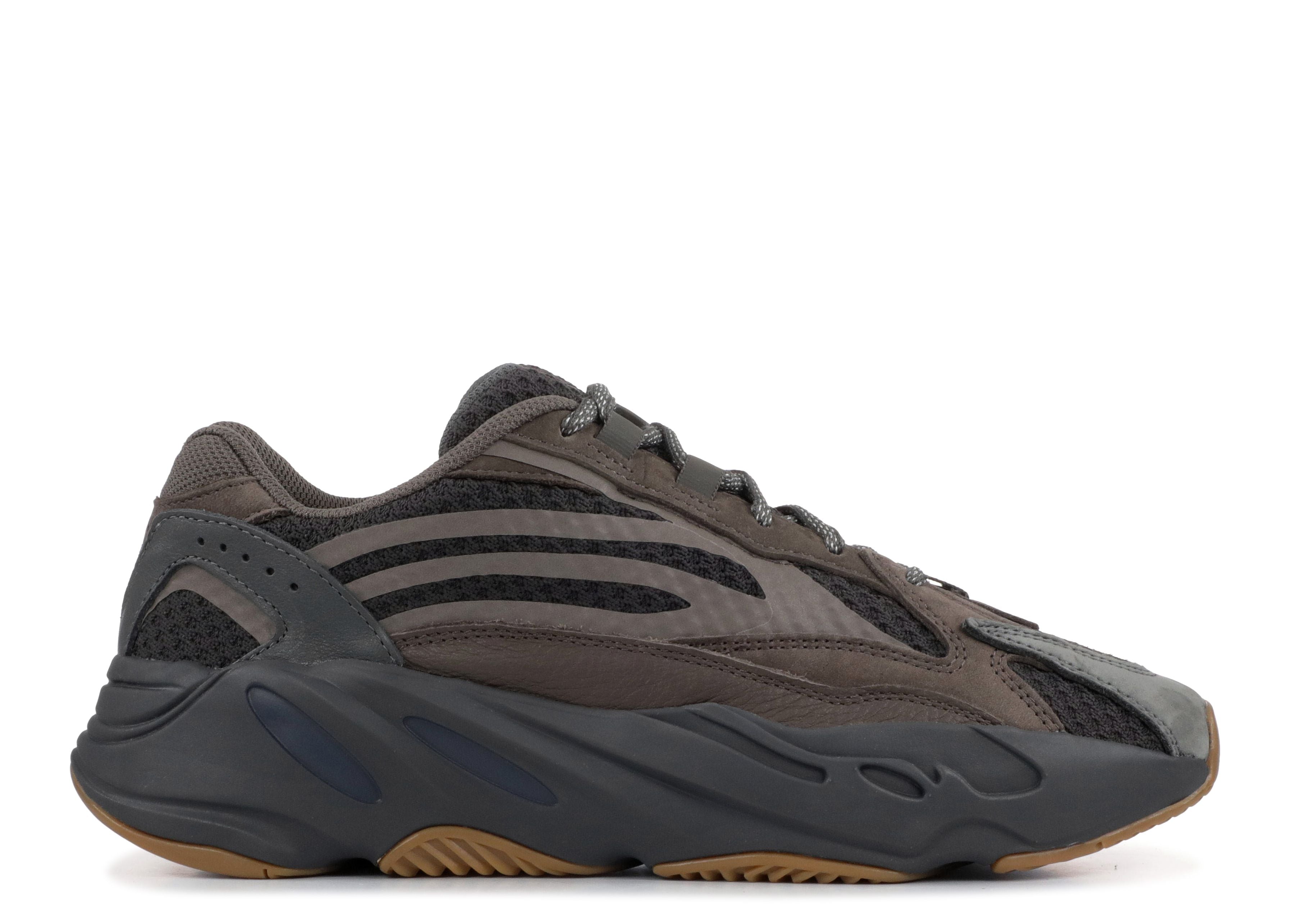 Yeezy Boost 700 V2 'geode' - 1