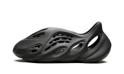 Yeezy Foam Runner "Carbon" IG5349