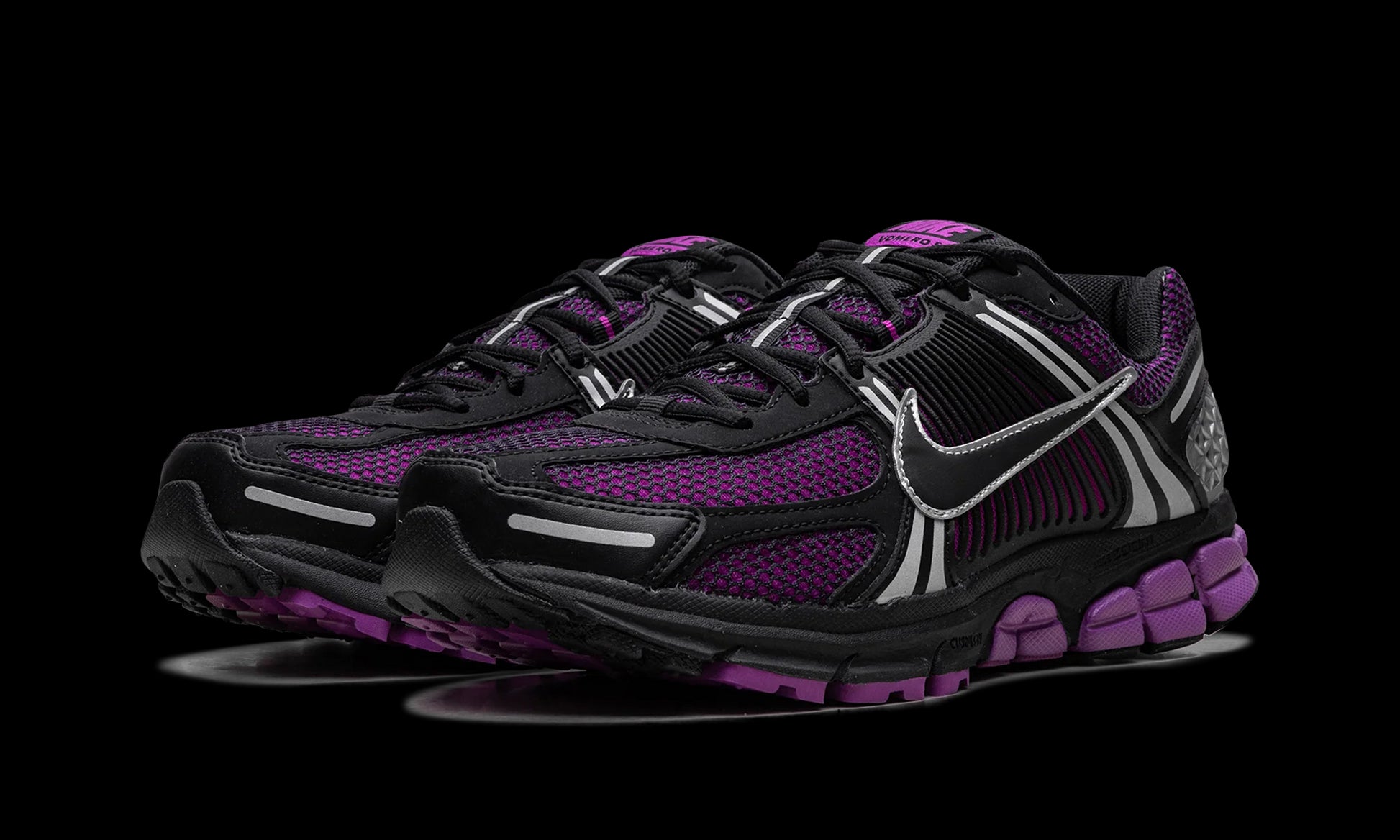 Zoom Vomero 5 "Black Vivid Purple"